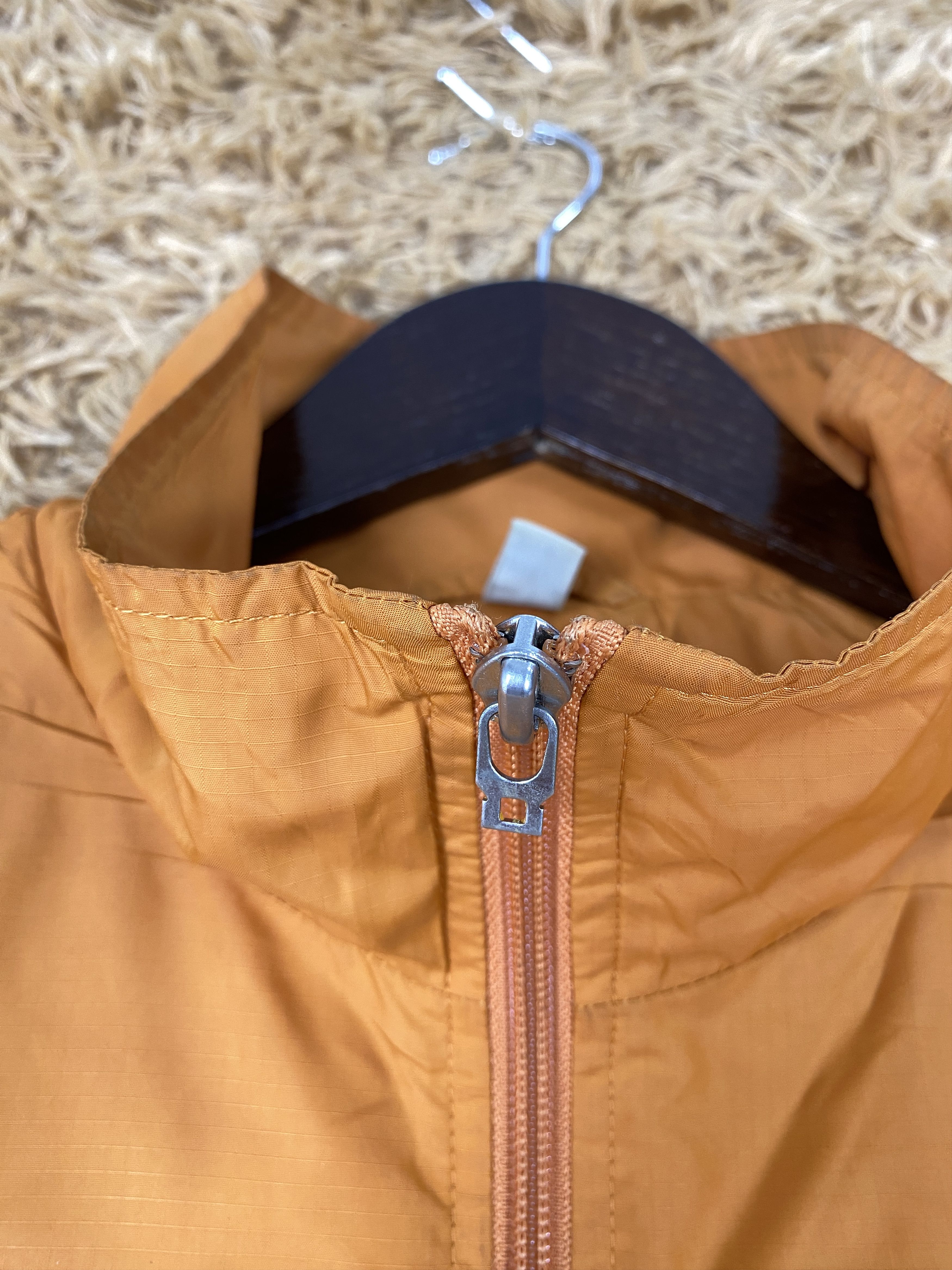 Uniqlo Vintage Uniqlo Windbreaker Jacket J2050 Size US S / EU 44-46 / 1 - 3 Thumbnail