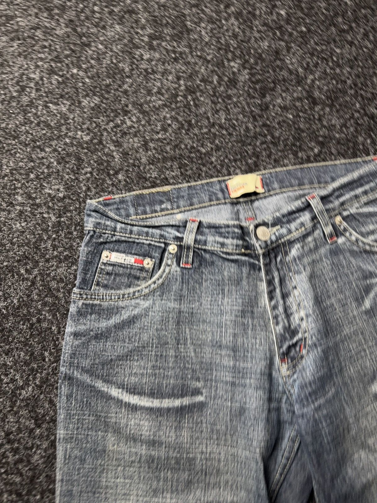 Tommy Hilfiger Retro 90s Tommy Hilfiger Denim Y2K Flare Jeans Low Rise Blue Size 29" - 7 Thumbnail