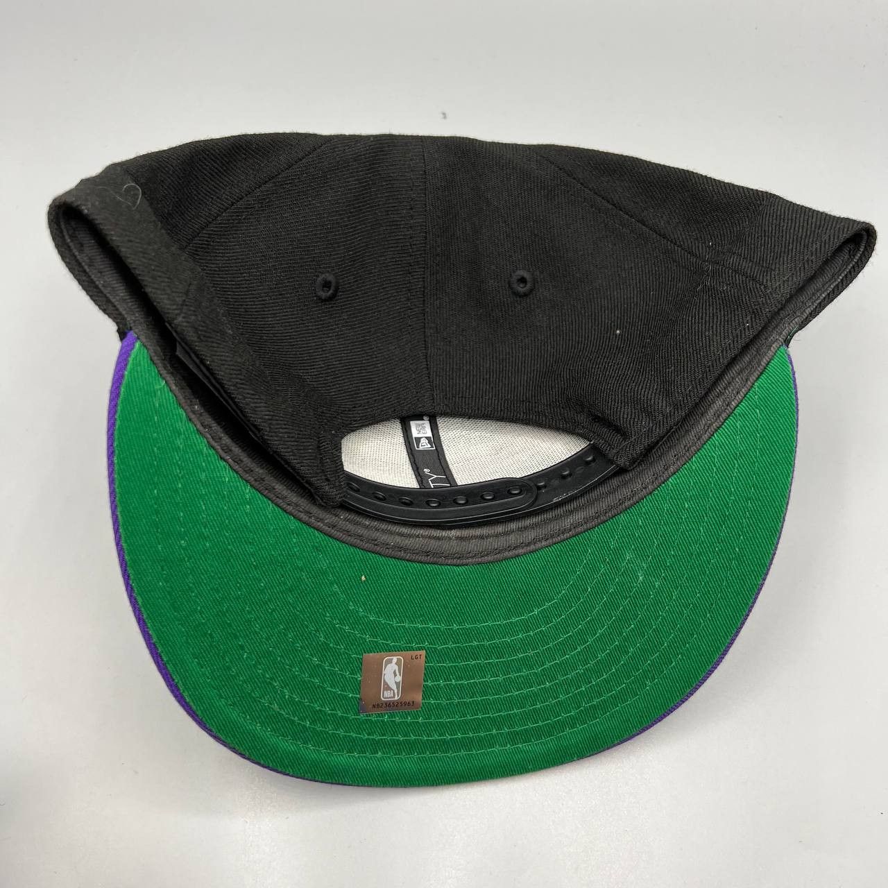 New Era Los Angeles LA Lakers Hat Men Black Purple NBA Snap Back Cap Size ONE SIZE - 8 Thumbnail