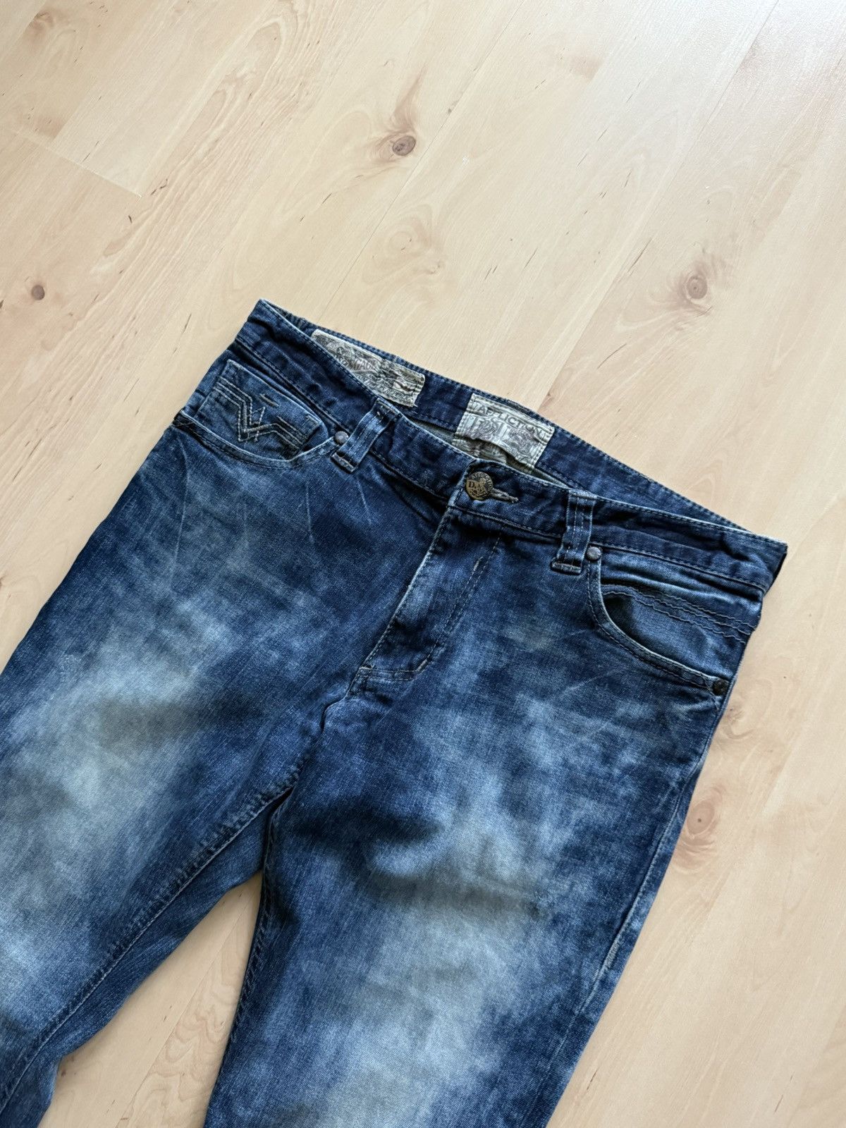 Affliction Affliction Gage Washed Korean Denim jeans vintage Size US 34 / EU 50 - 4 Thumbnail