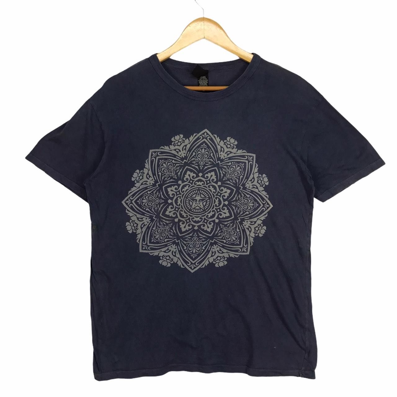 Vintage Vintage OBEY Big Logo Navy Blue Tee M Size Size US M / EU 48-50 / 2 - 1 Thumbnail