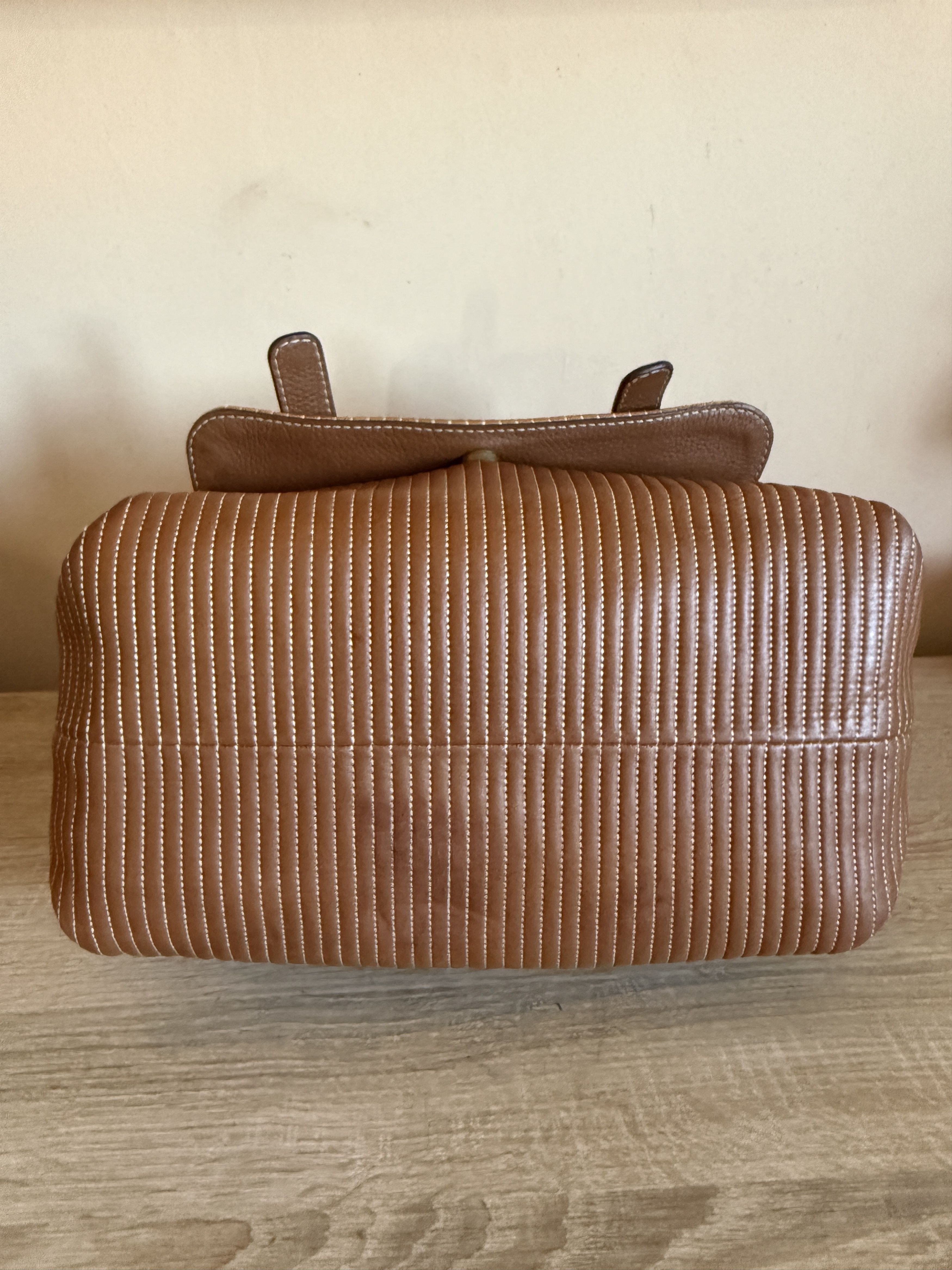 Carolina Herrera Rare handbag quilted leather camel brown CH monogrammed Size ONE SIZE - 10 Thumbnail