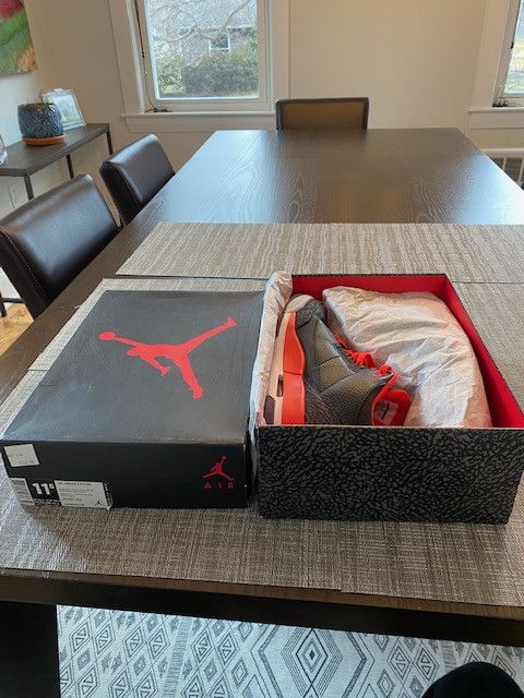 image of Nike Air Jordan 3 Retro Crimson Shoes in Black/Bright Crimson, Men's (Size 11.5)