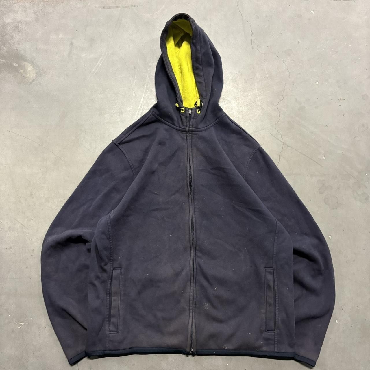Vintage Crazy Vintage Y2K/2000s Navy Blue Faded Old Navy Zipup Hoodie! Size US L / EU 52-54 / 3 - 1 Thumbnail