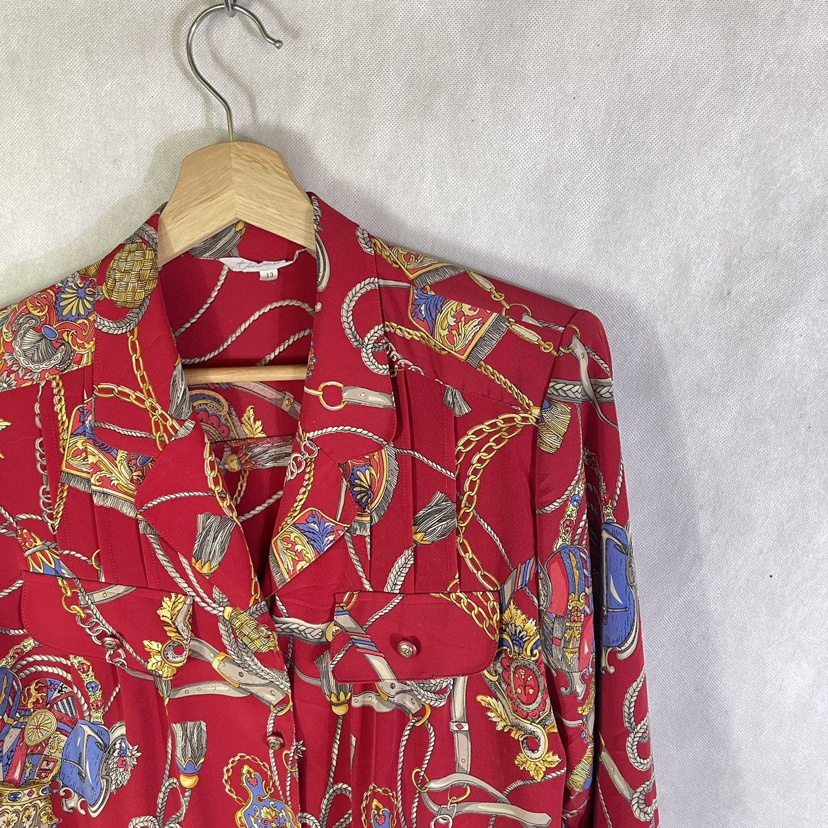 Designer × Japanese Brand × Vintage Vintage Japanese Baroque Novelty Chain Silk Shirt Size L / US 10 / IT 46 - 7 Thumbnail