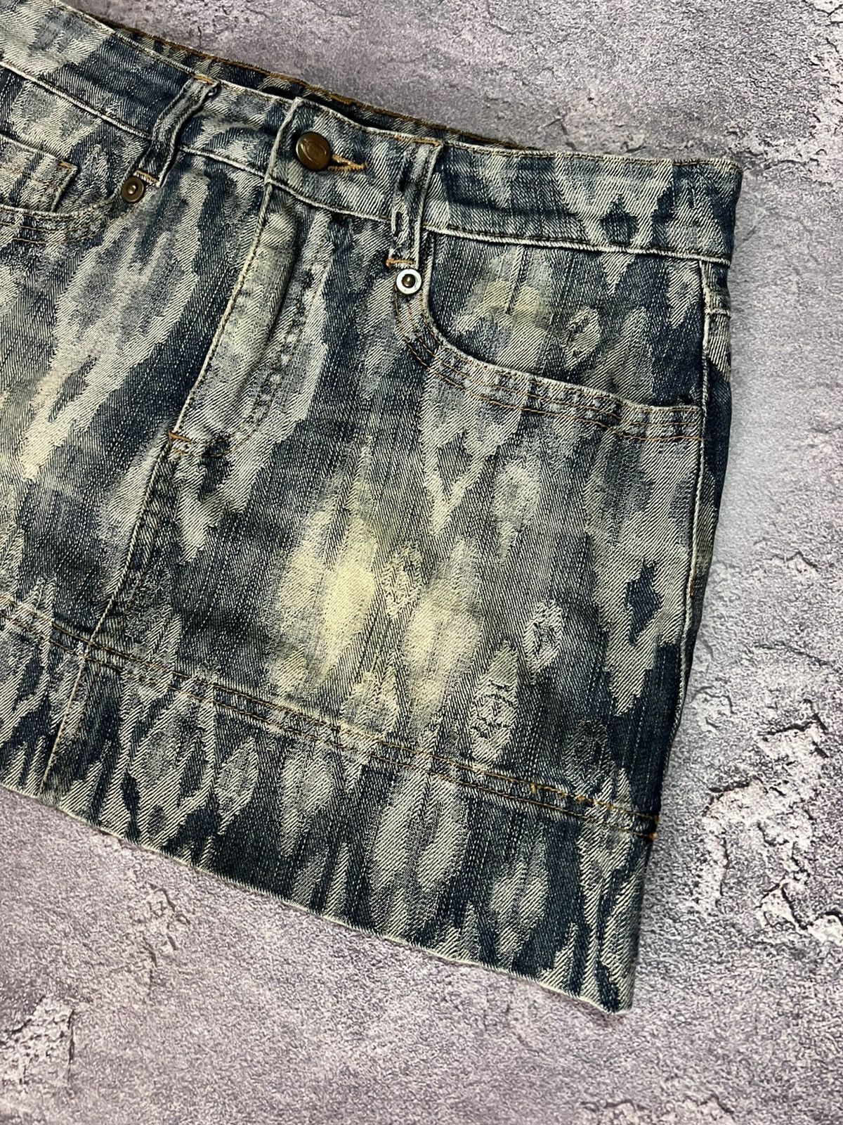 Just Cavalli Just Cavalli Monogram Logo Mini Skirt Vintage Womens Size L / US 10 / IT 46 - 2 Thumbnail