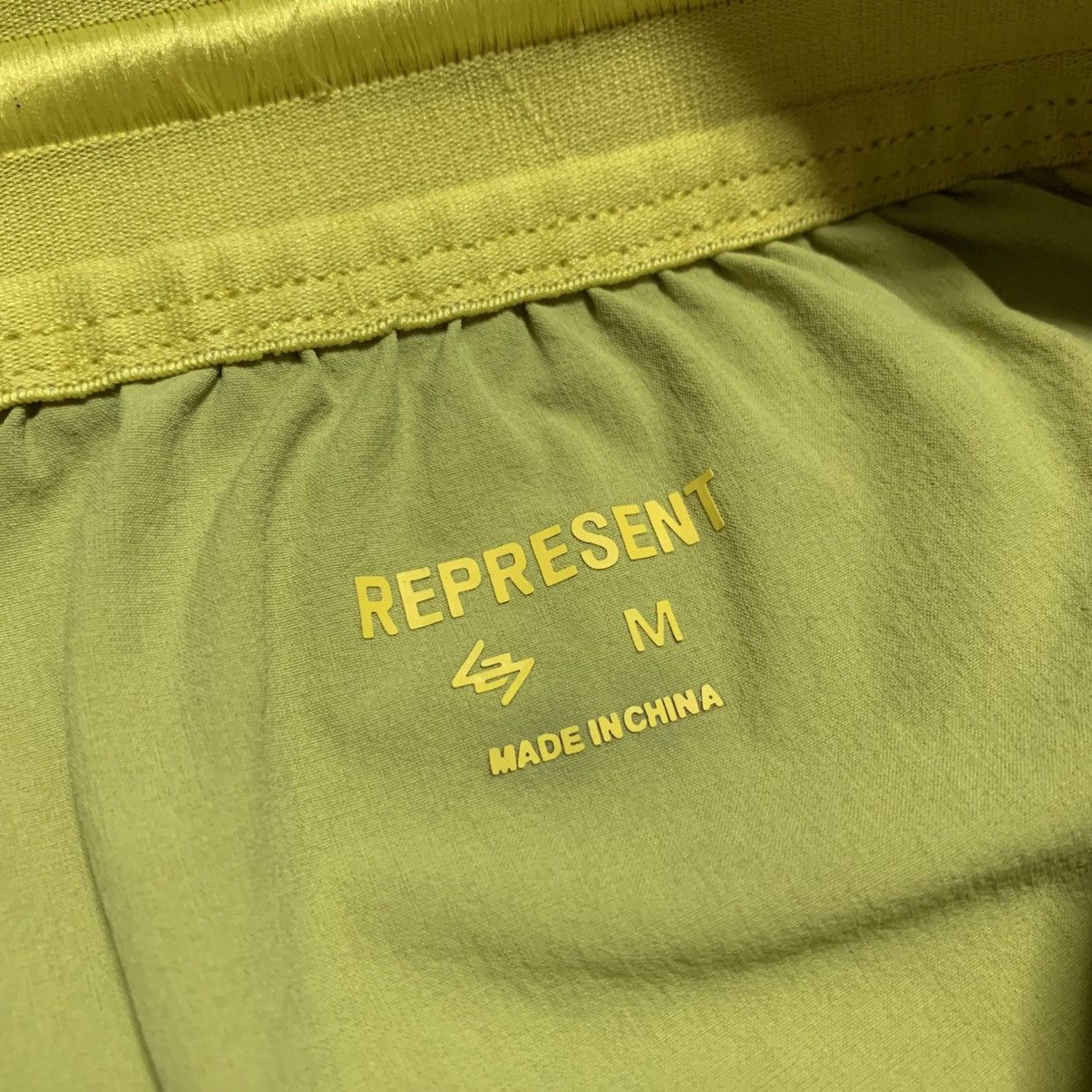 Represent Clo. Represent Medium Shorts 247 Yellow Training Pants Bottoms Size US 32 / EU 48 - 6 Thumbnail