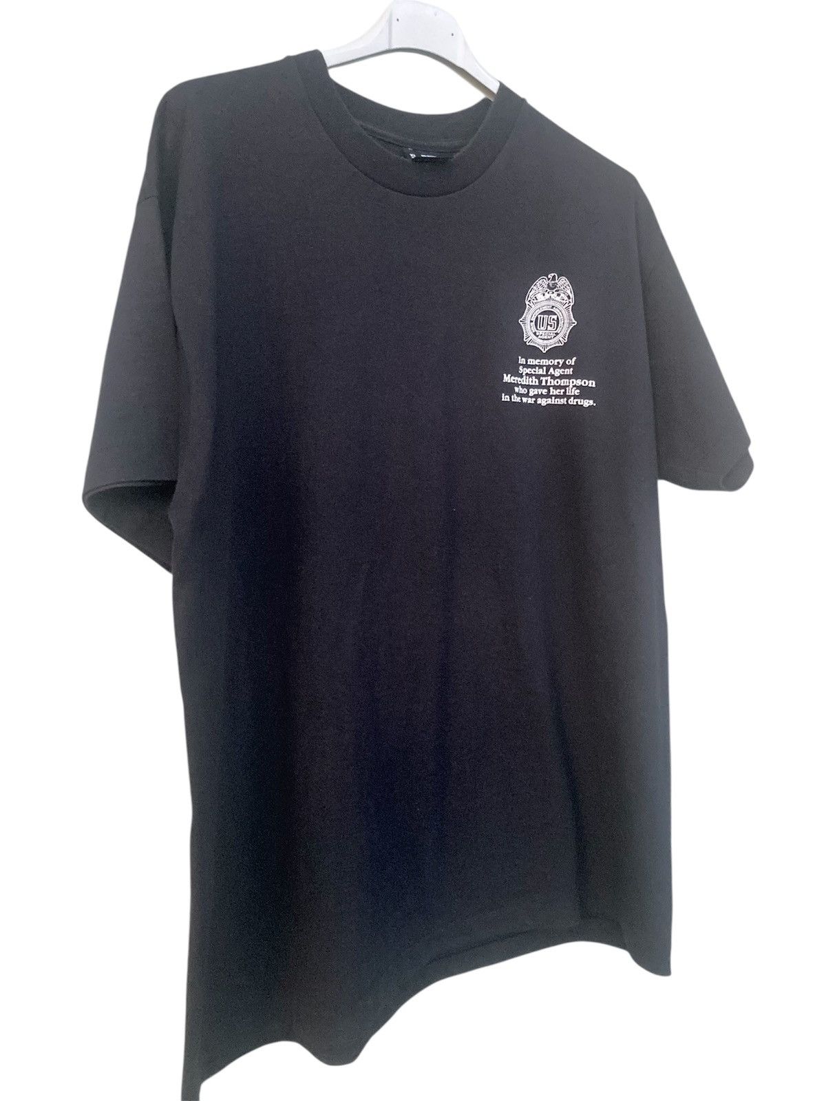 Fruit Of The Loom Black and white special agent Meridith thompson tee Size US L / EU 52-54 / 3 - 2 Thumbnail