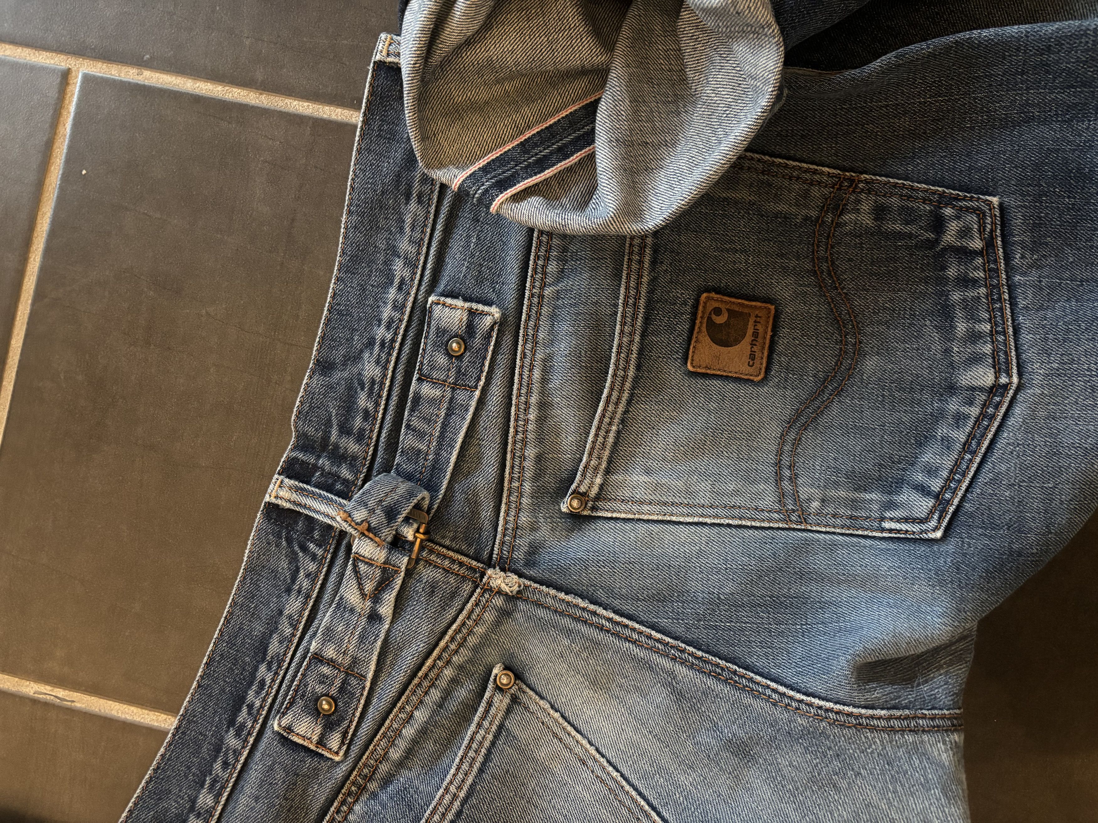 Carhartt 2000s Carhartt, union made, selvedge jeans with buckleback Size US 33 - 1 Thumbnail
