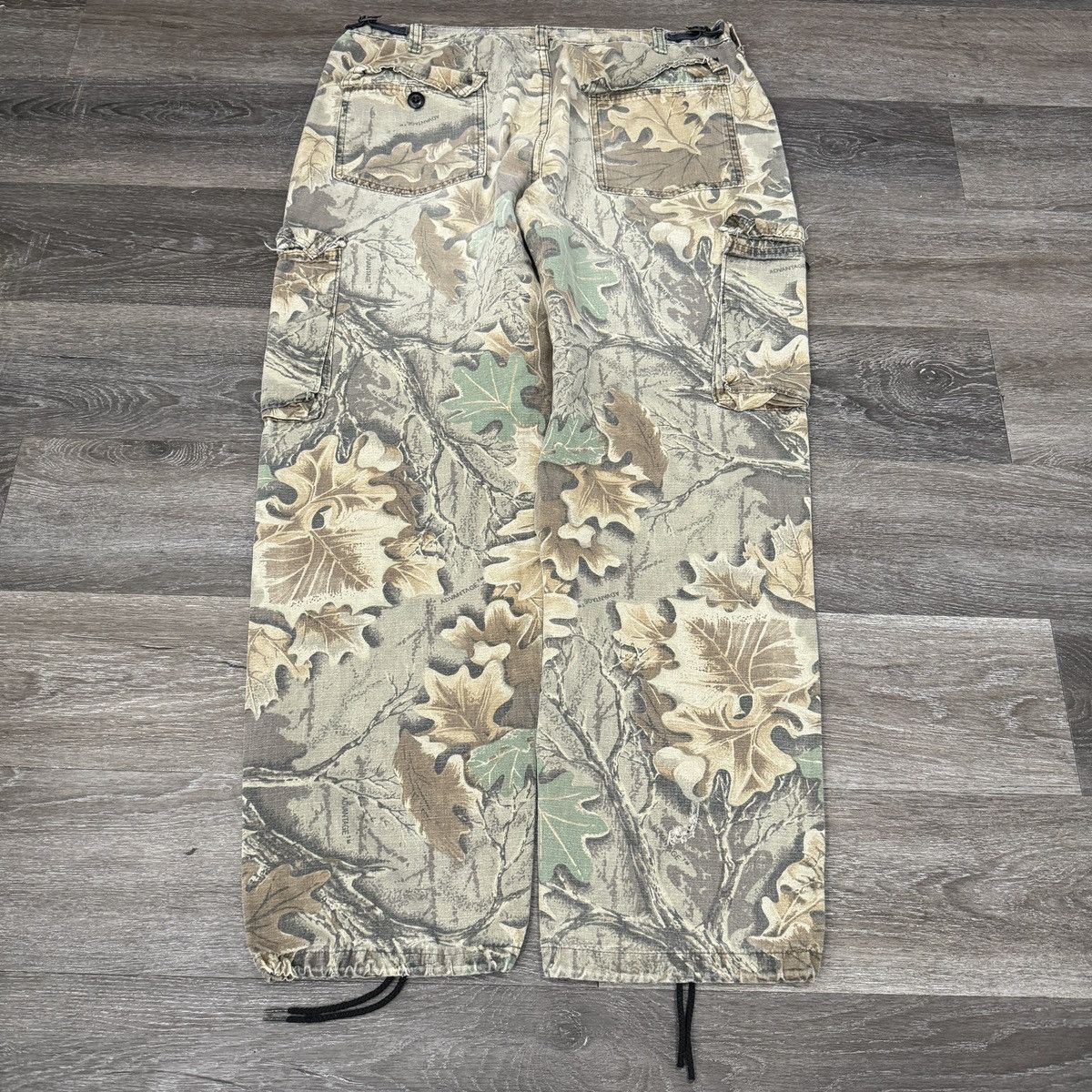 Realtree × StraightFaded × Vintage Essential Vintage 90s Realtree camo faded baggy cargo pants Size US 34 / EU 50 - 2 Thumbnail