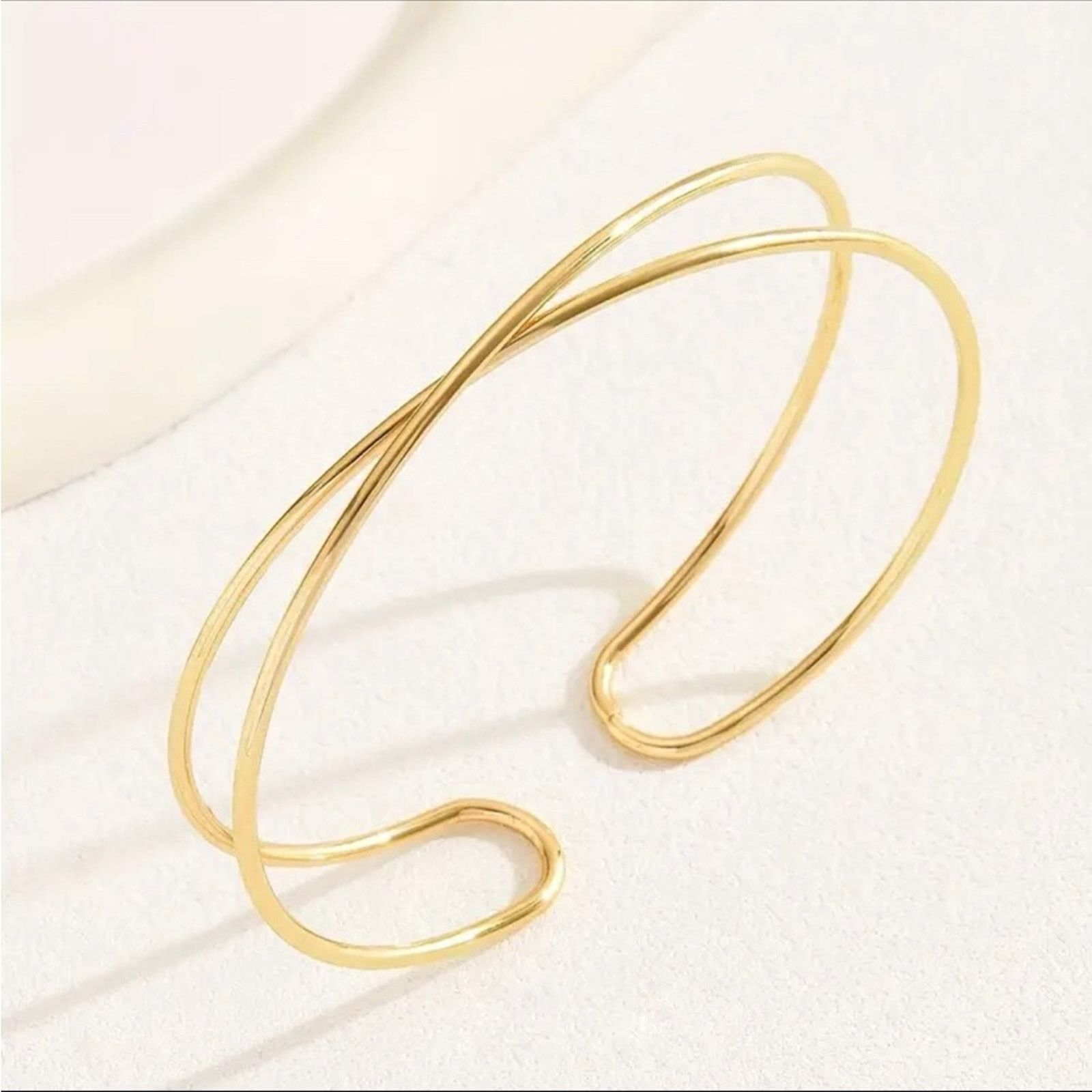 Nordstrom NEW NORDSTROM 14kt Gold Band Twisted Bracelet Bangle Cuff Size ONE SIZE - 9 Thumbnail