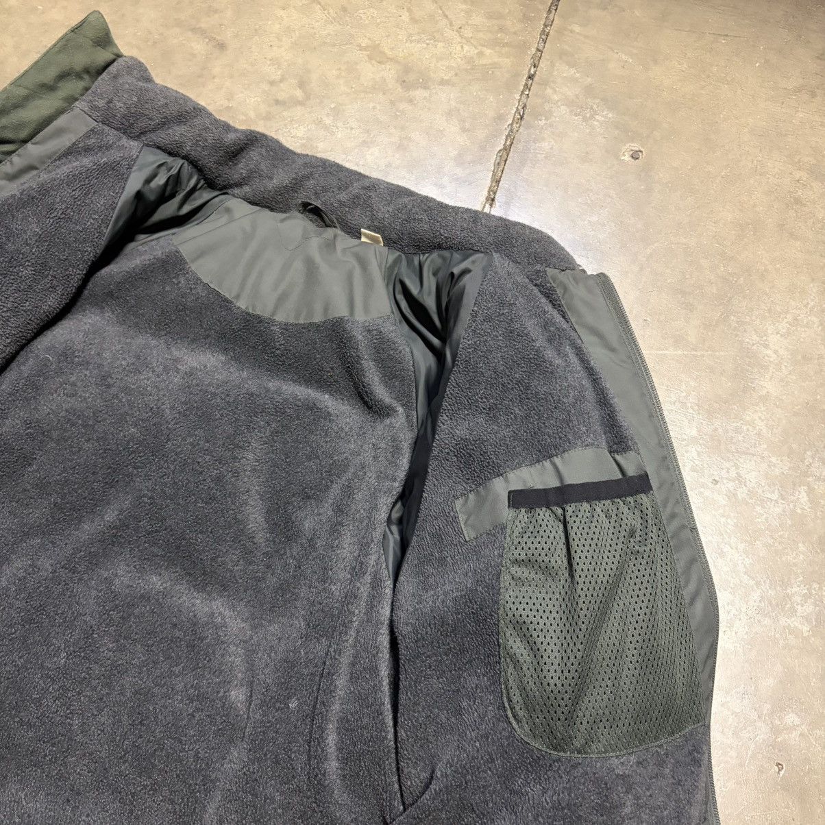 Old Navy Vintage Old Navy Puffer Jacket Quilted Down Nuptse Gorpcore Size US M / EU 48-50 / 2 - 9 Thumbnail