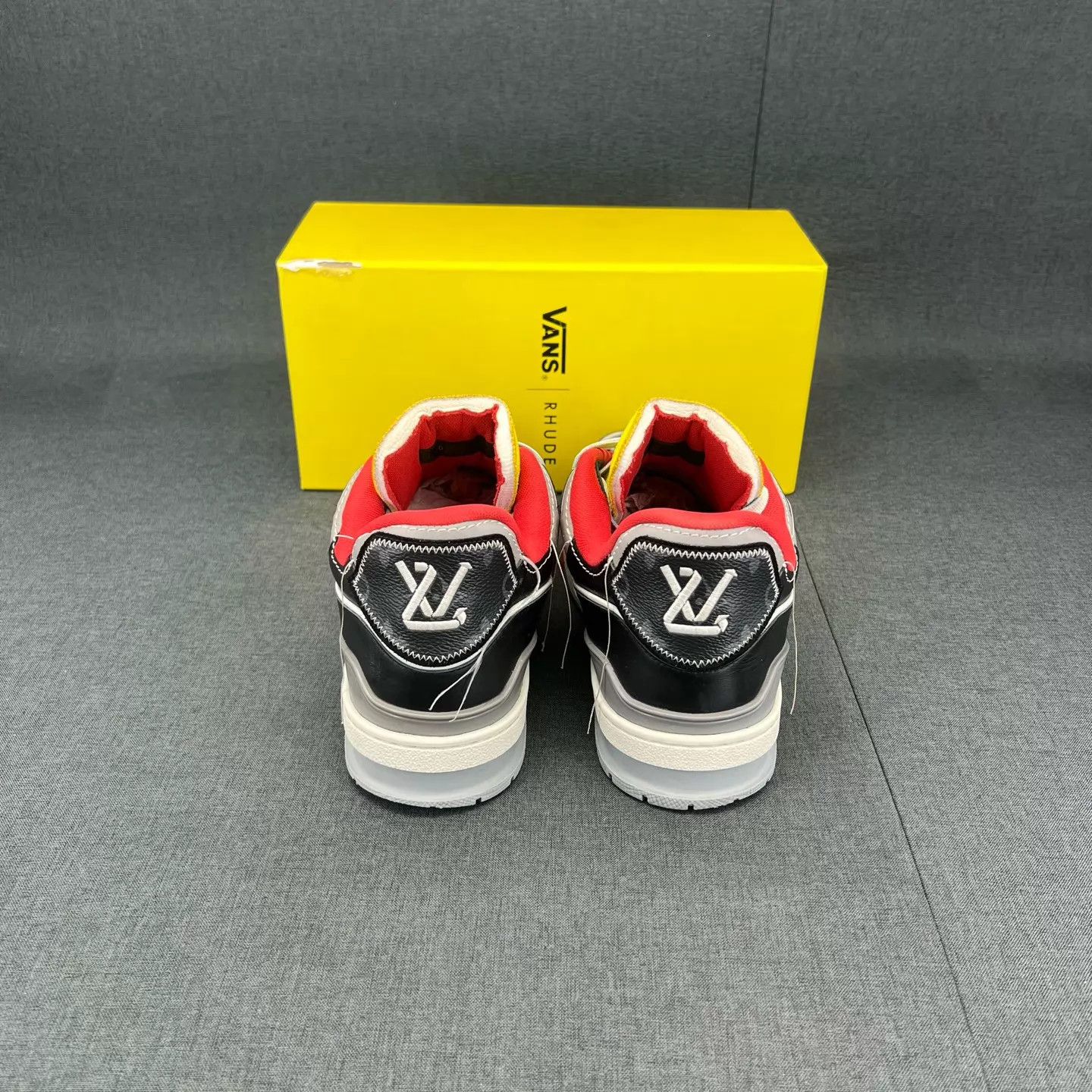 Louis Vuitton LV Trainer Yellow Red Show Style US 7.5 Size US 7.5 / EU 40-41 - 8 Thumbnail