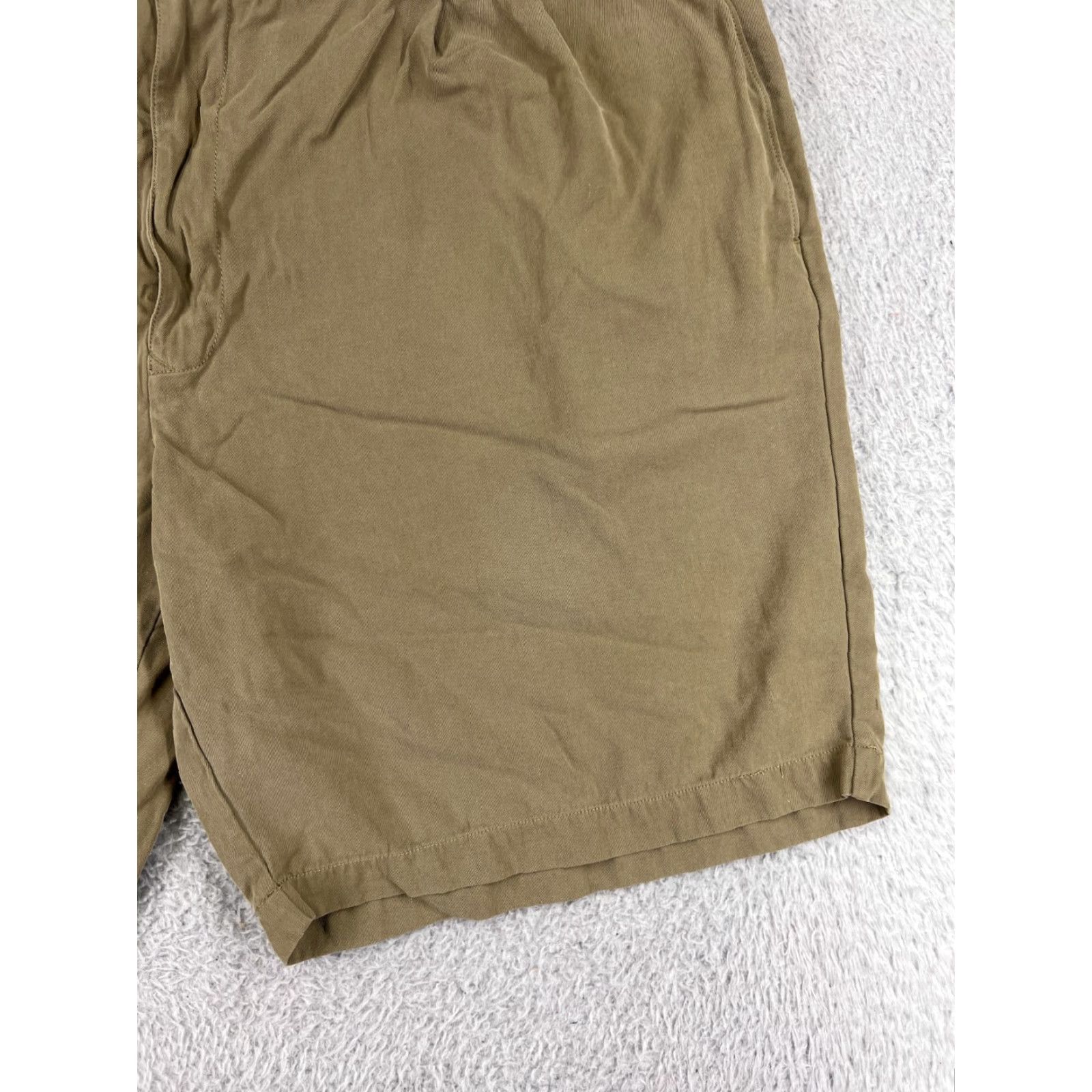 Tommy Bahama Tommy Bahama Shorts Men 42 Beige Khaki Silk Pleated Relax Beach Vacation Golf Shirt? Size US 42 / EU 58 - 4 Thumbnail