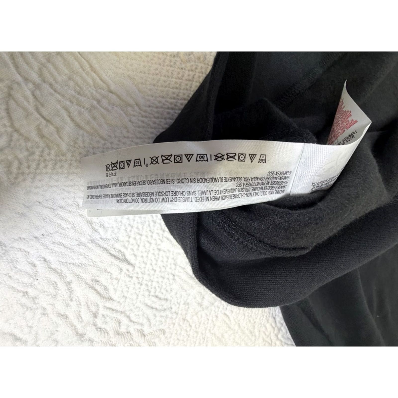 Disney Disney Mickey Mouse Black XL Unisex Sweatshirt Pullover Crew Neck Chenille Embroidered Logo NWT Merchants Los Angeles Graphic Print Cartoon Comics Size US XL / EU 56 / 4 - 7 Thumbnail