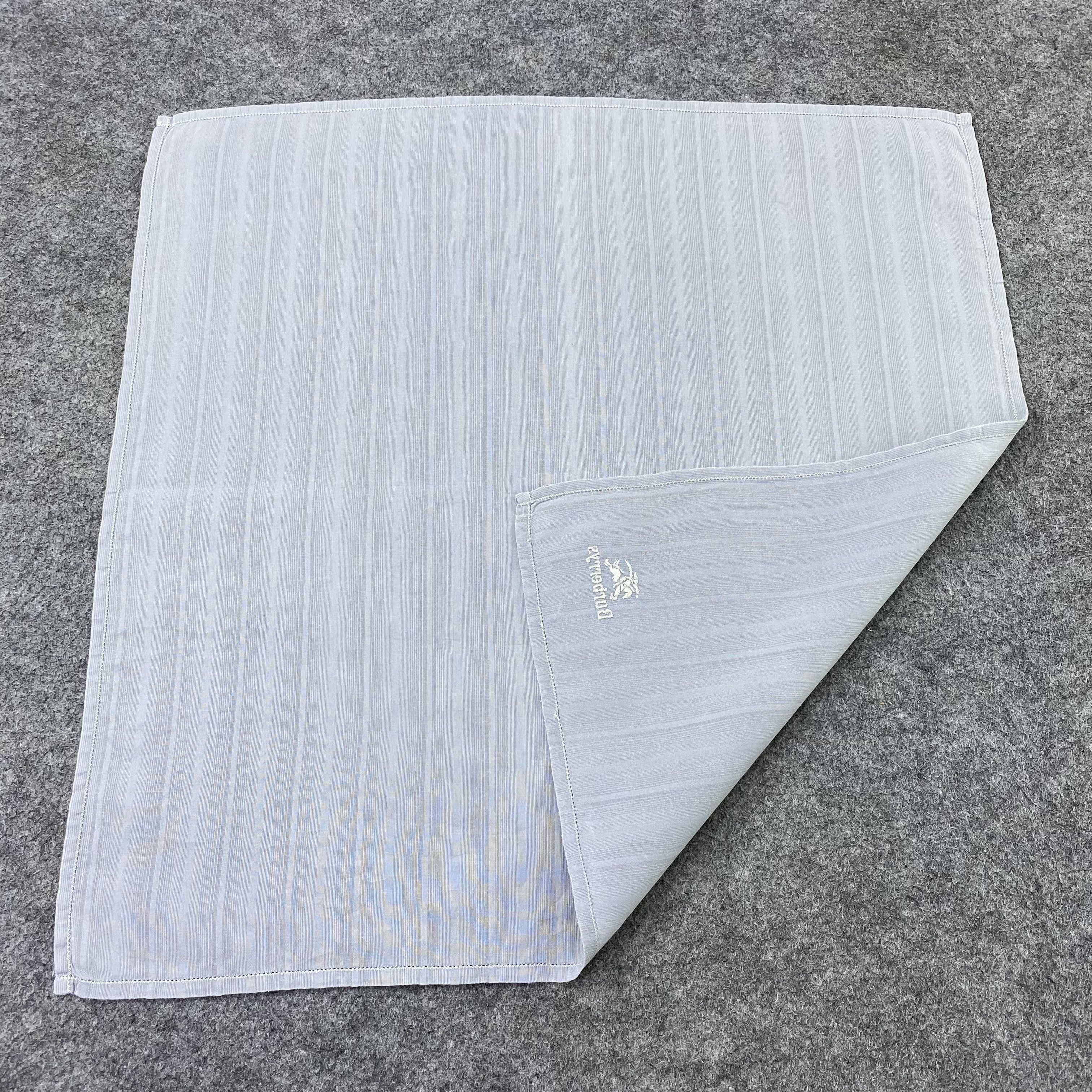 Burberry × Vintage Burberry Handkerchief / Bandana / Neckerchief-B1498 Size ONE SIZE - 6 Thumbnail