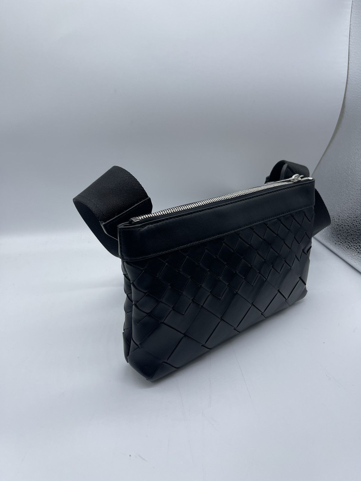 Bottega Veneta Men's Bottega Veneta Intrecciato Duo Bag Size ONE SIZE - 5 Thumbnail