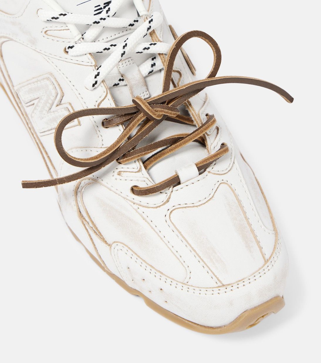 Miu Miu × New Balance Miu Miu x New Balance Leather Sneakers Size US 9 / IT 39 - 4 Thumbnail