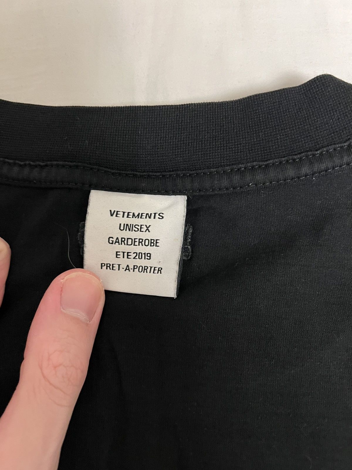 Vetements Vetements Georgian Writing T-Shirt Size US L / EU 52-54 / 3 - 7 Thumbnail