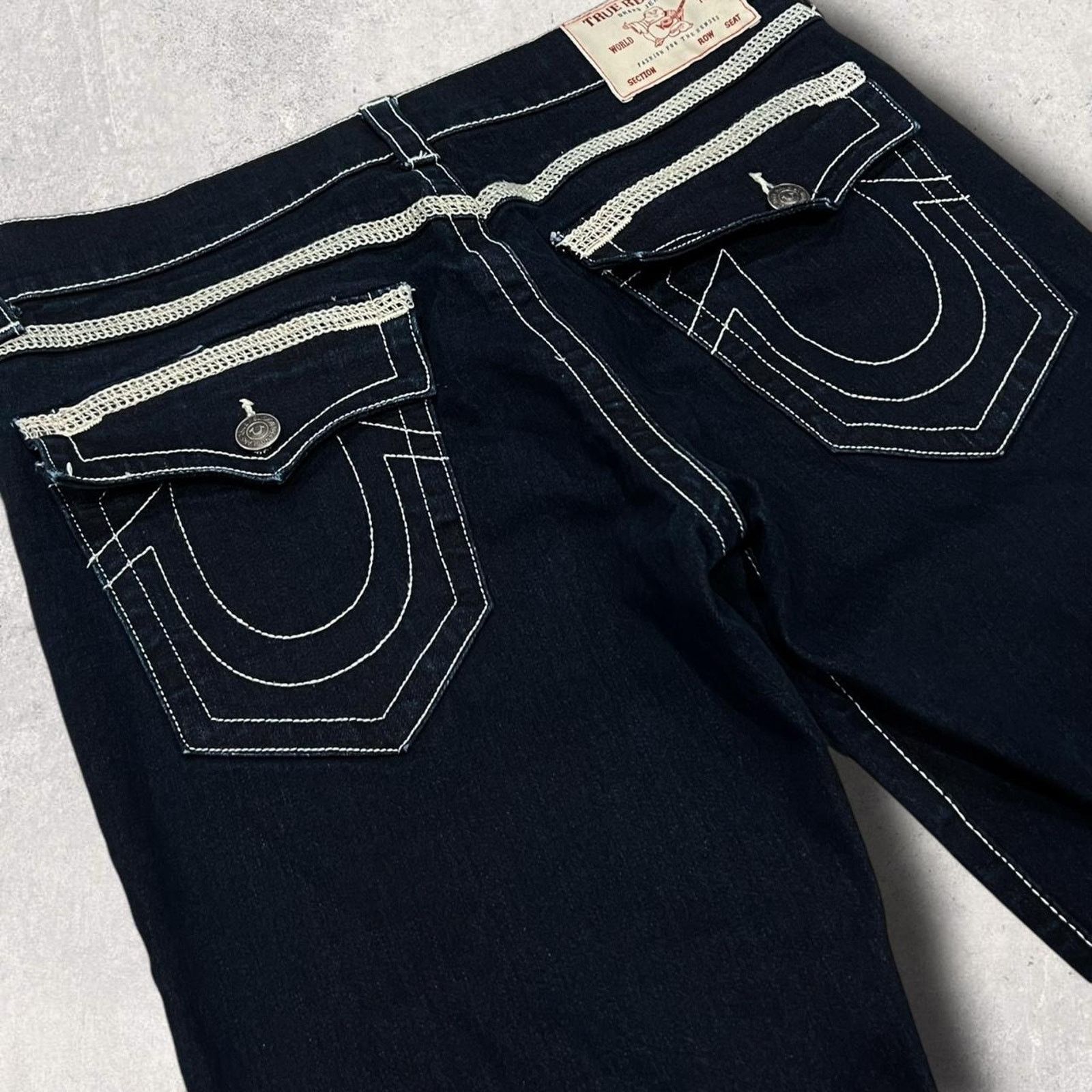 True Religion True Religion (Ricky) Dark Straight-Leg Jeans White Stitch Size US 33 - 2 Thumbnail