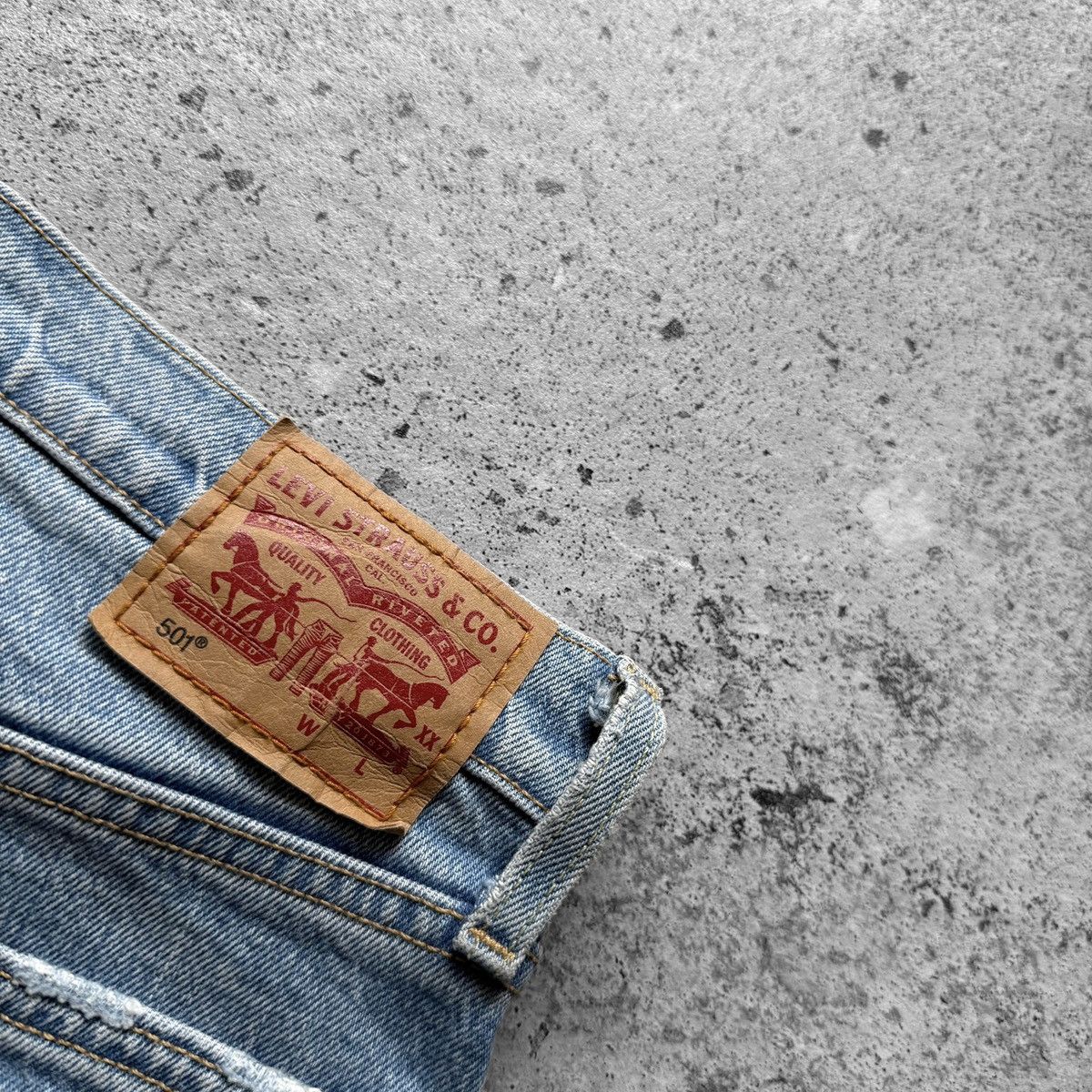 Levi's Levis 501 Womens Light High Waist Straight Leg Mom Jeans Size 28" / US 6 / IT 42 - 7 Thumbnail