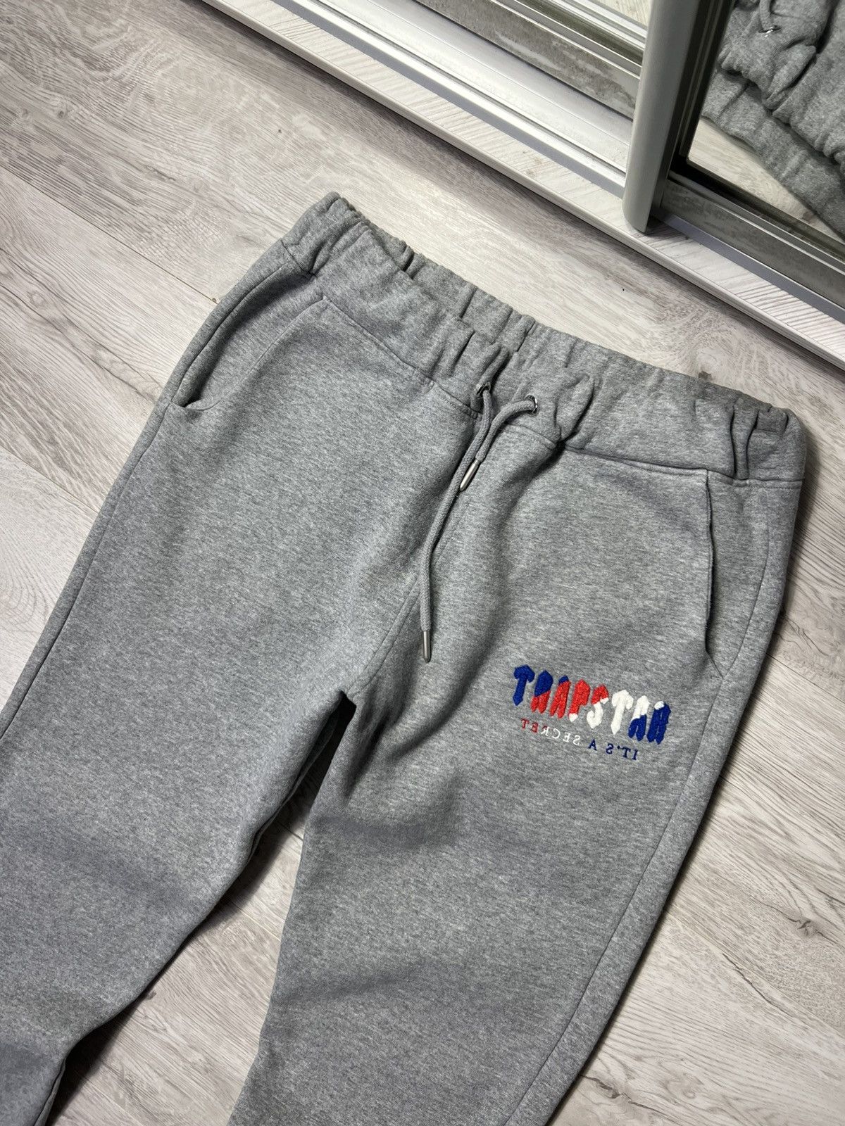 Trapstar London Rare Grey Chenille Trapstar London Tracksuit Hoodie + Pants Size US M / EU 48-50 / 2 - 9 Thumbnail