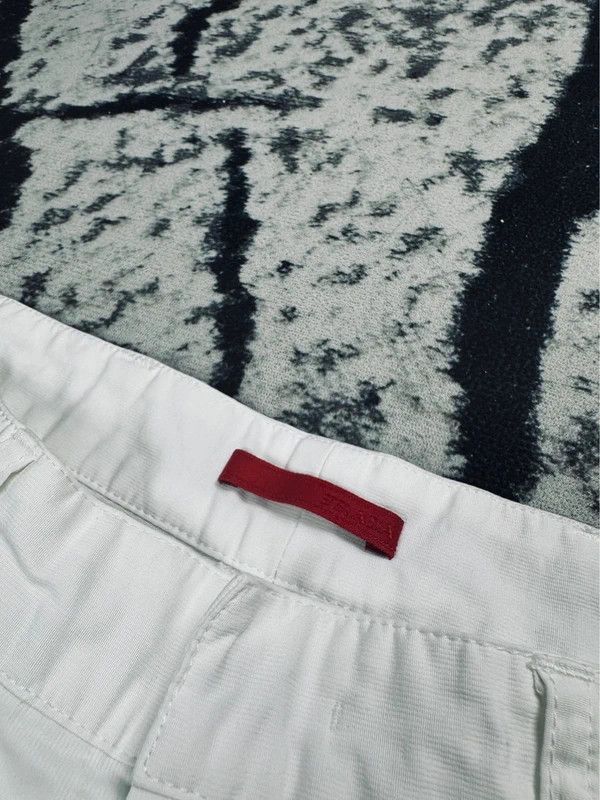 Prada Prada White tab shorts white 50 M 32 Size US 32 / EU 48 - 3 Thumbnail