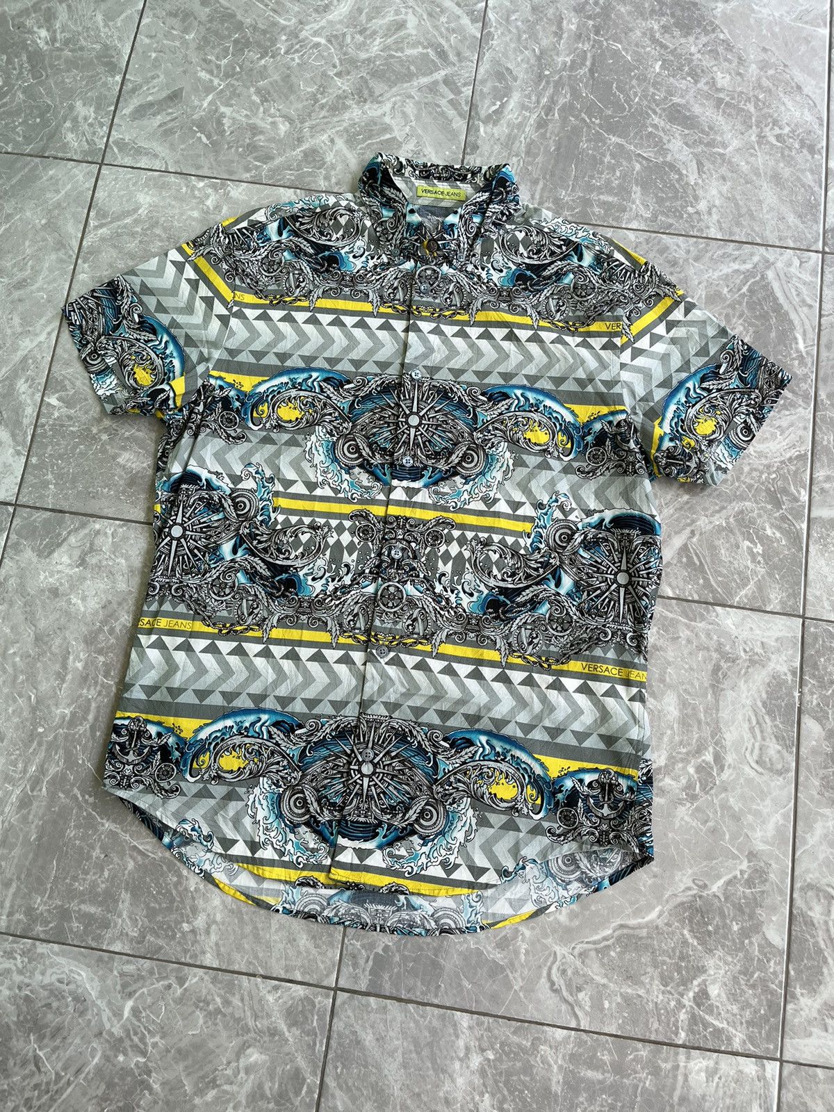 Versace Versace Jeans Full Print Button Shirt Size US M / EU 48-50 / 2 - 1 Thumbnail