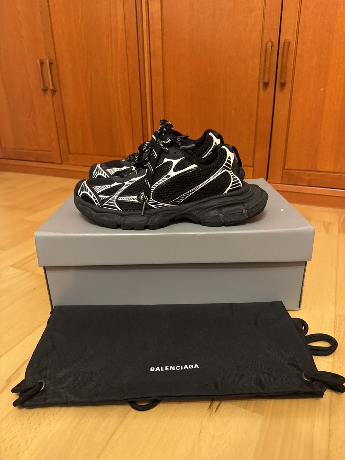Balenciaga Balenciaga 3XL Triple Black Size US 7 / EU 40 - 1 Thumbnail
