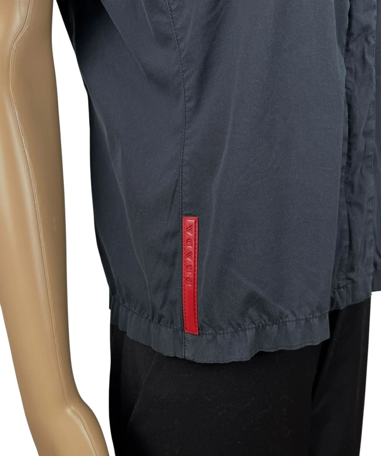 Prada Prada Vintage Zip Shirt Red Tab size M Size M / US 6-8 / IT 42-44 - 4 Thumbnail