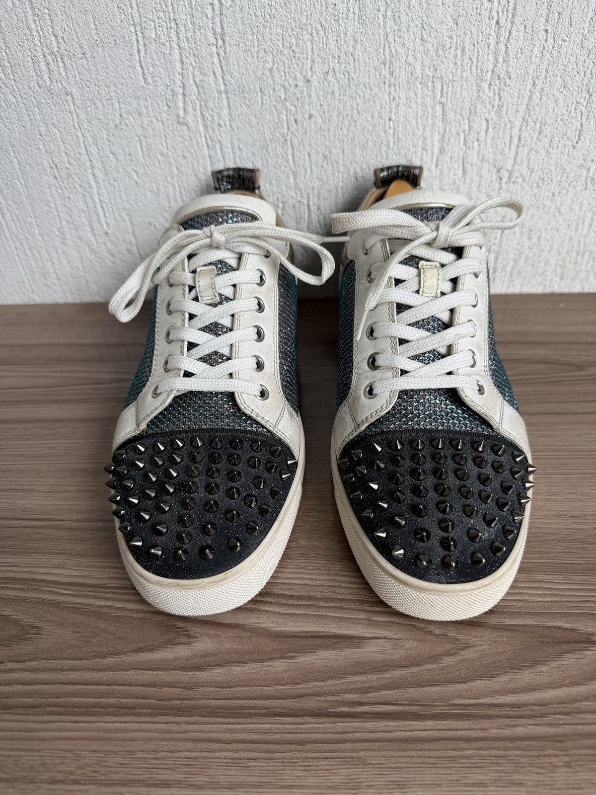 Christian Louboutin louis juniour orlato spike sneaker Size US 10.5 / EU 43-44 - 3 Thumbnail