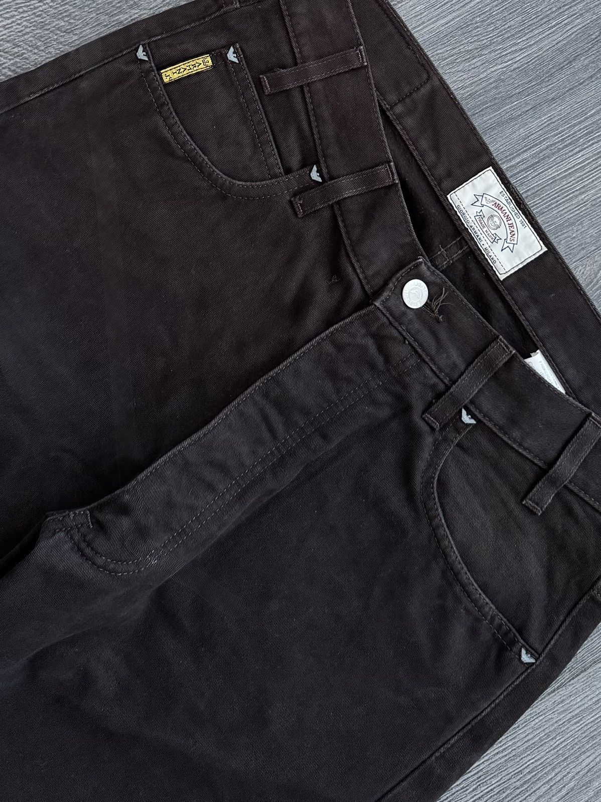 Armani Vintage Armani Relaxed Fit Brown Jeans Size US 32 / EU 48 - 4 Thumbnail