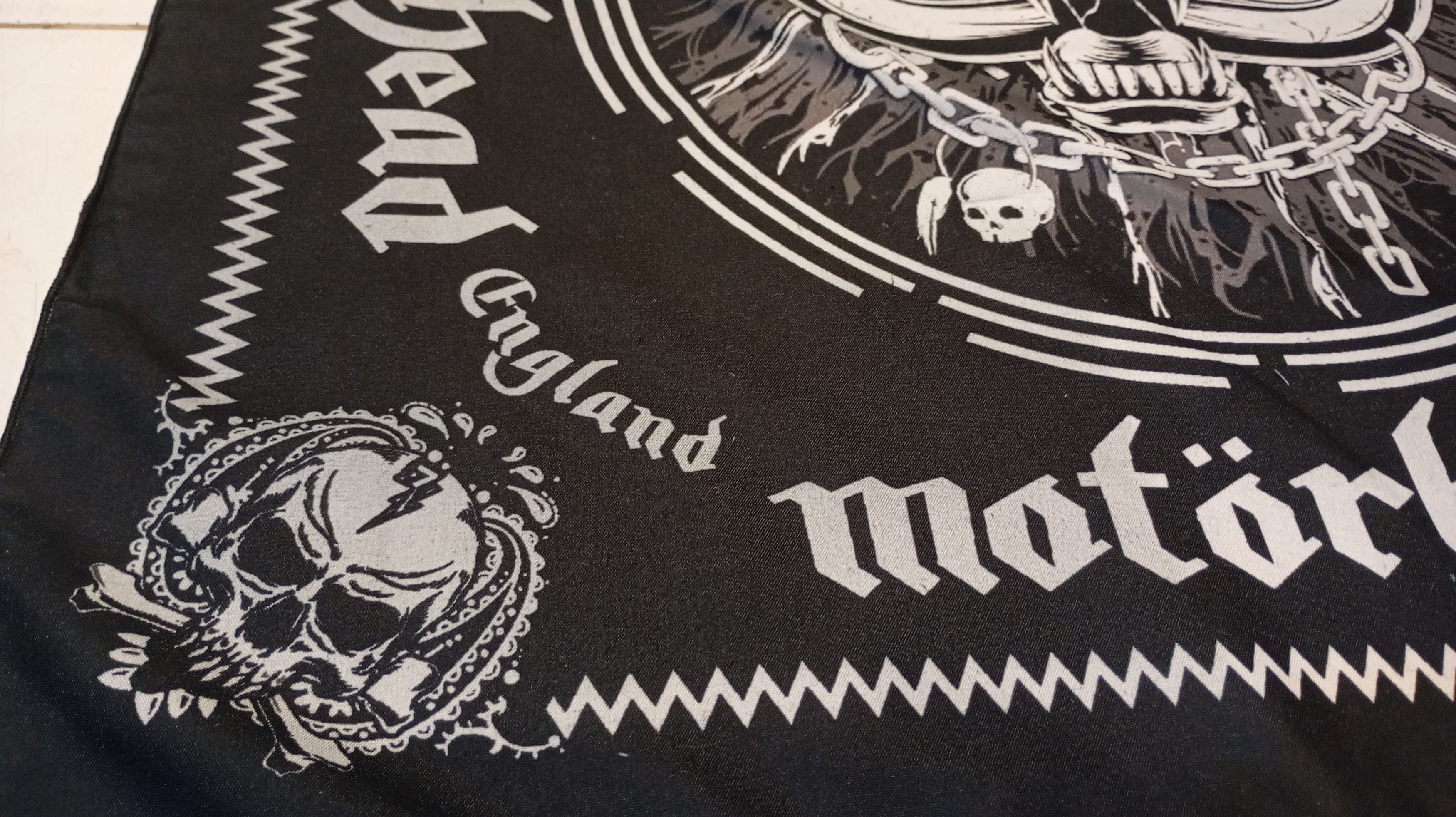 Band Tees Skulls Bandana Handkerchief Motor head Size ONE SIZE - 2 Thumbnail