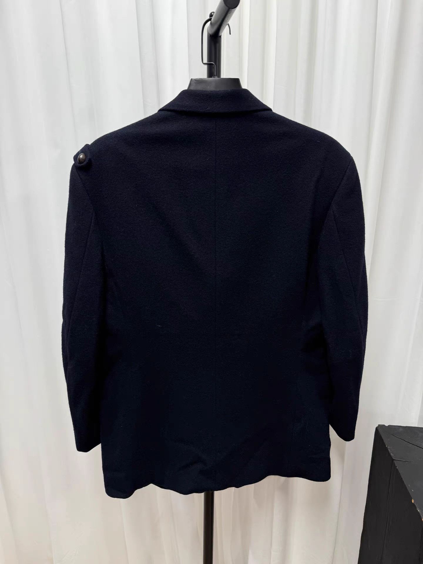 Yohji Yamamoto Yohji Yamamoto Wooden Button Wool Jacket K20 Size US S / EU 44-46 / 1 - 5 Thumbnail