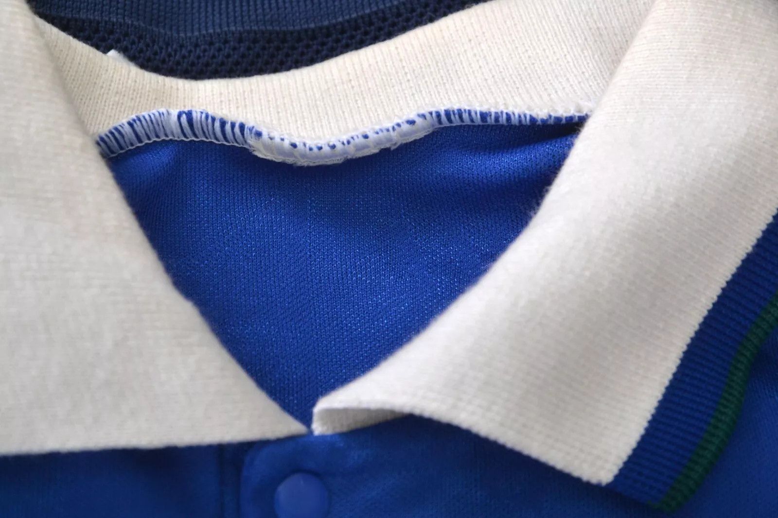 Umbro BRAZIL 1991/1993 AWAY FOOTBALL SHIRT JERSEY UMBRO L Size US L / EU 52-54 / 3 - 4 Thumbnail