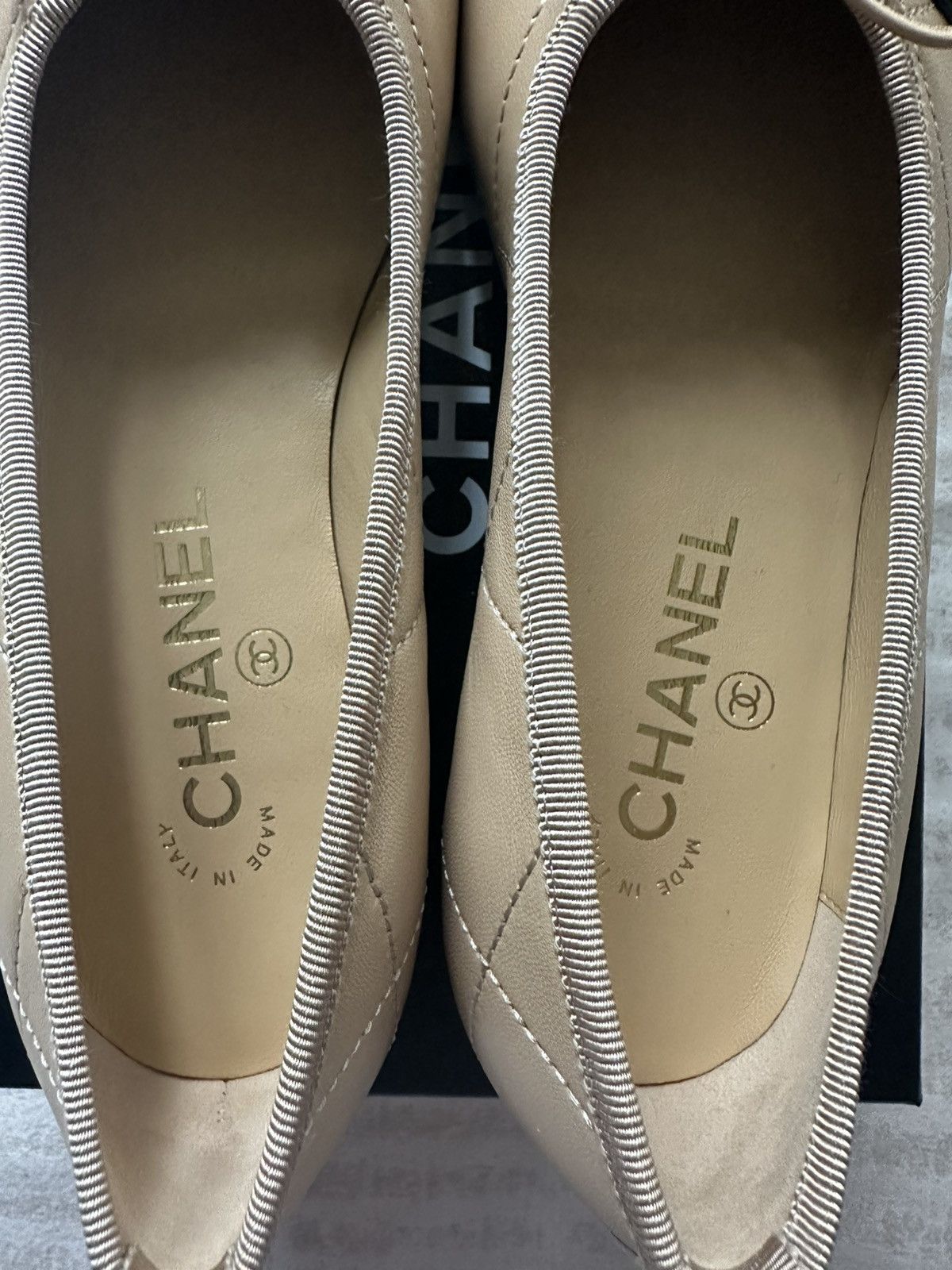 Chanel Chanel 26M coco beach Cambon flat beige color size 36.5 Size US 6.5 / IT 36.5 - 6 Thumbnail