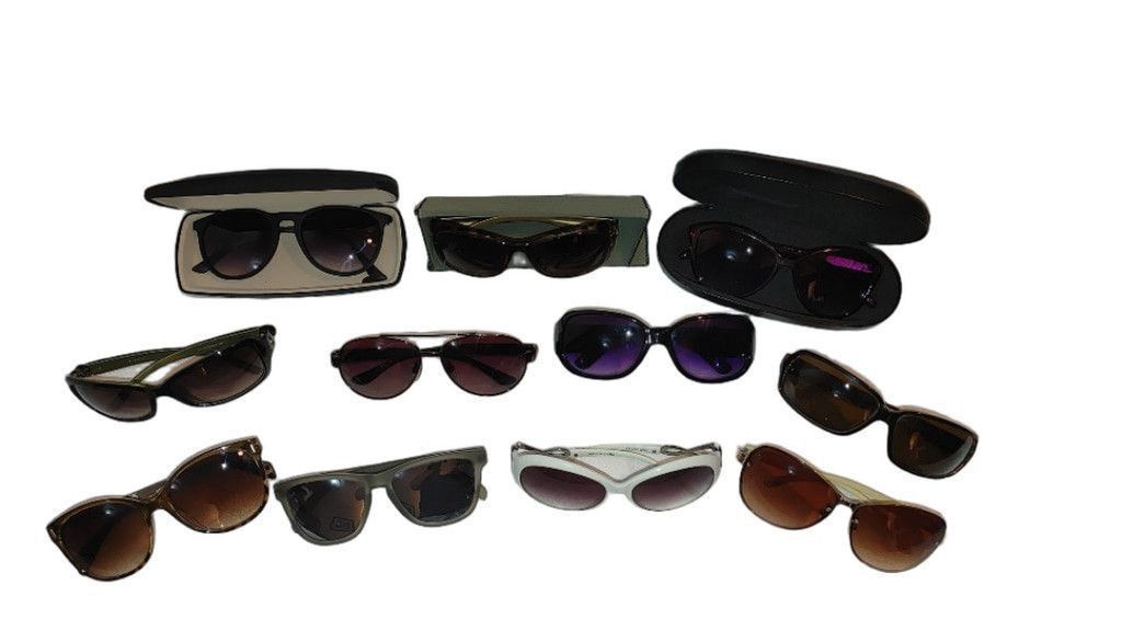 The Unbranded Brand Women display picture 1