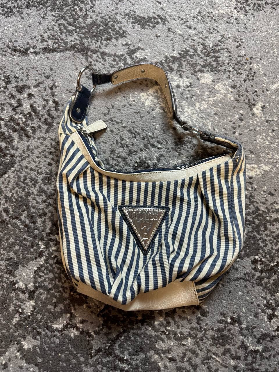 Guess × Vintage Vintage Y2K Guess Metal Logo Striped Tote Bag Japanese Style Size ONE SIZE - 2 Thumbnail