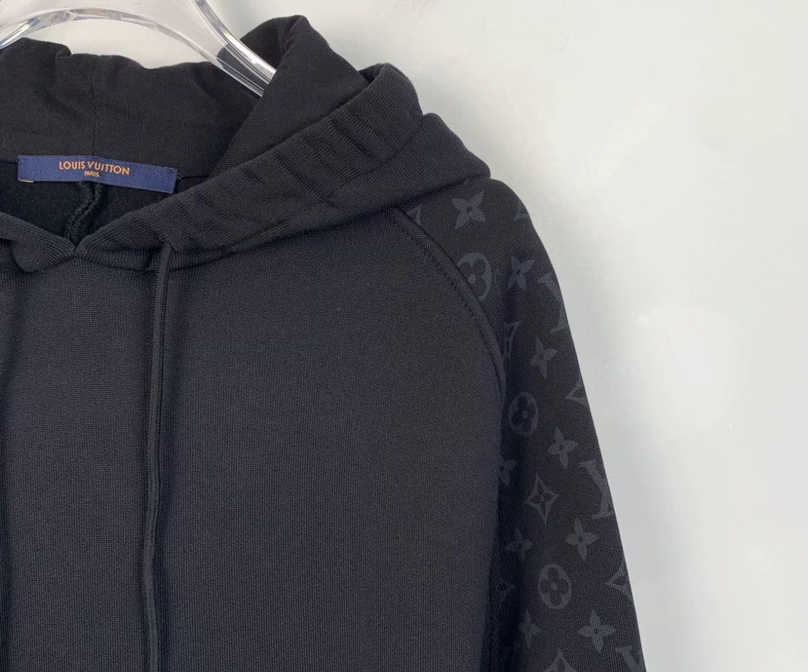 Louis Vuitton Louis Vuitton Lv Black Logo Cotton Hooded Long Sleeve Hoodie Size US L / EU 52-54 / 3 - 3 Thumbnail