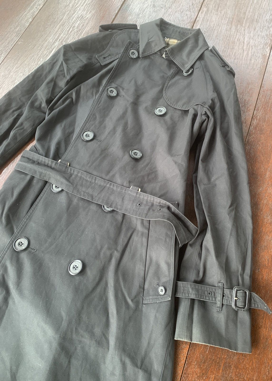 Aquascutum × Designer Vintage Aquascutum UK Label double breasted trench coat Size XS / US 0-2 / IT 36-38 - 3 Thumbnail