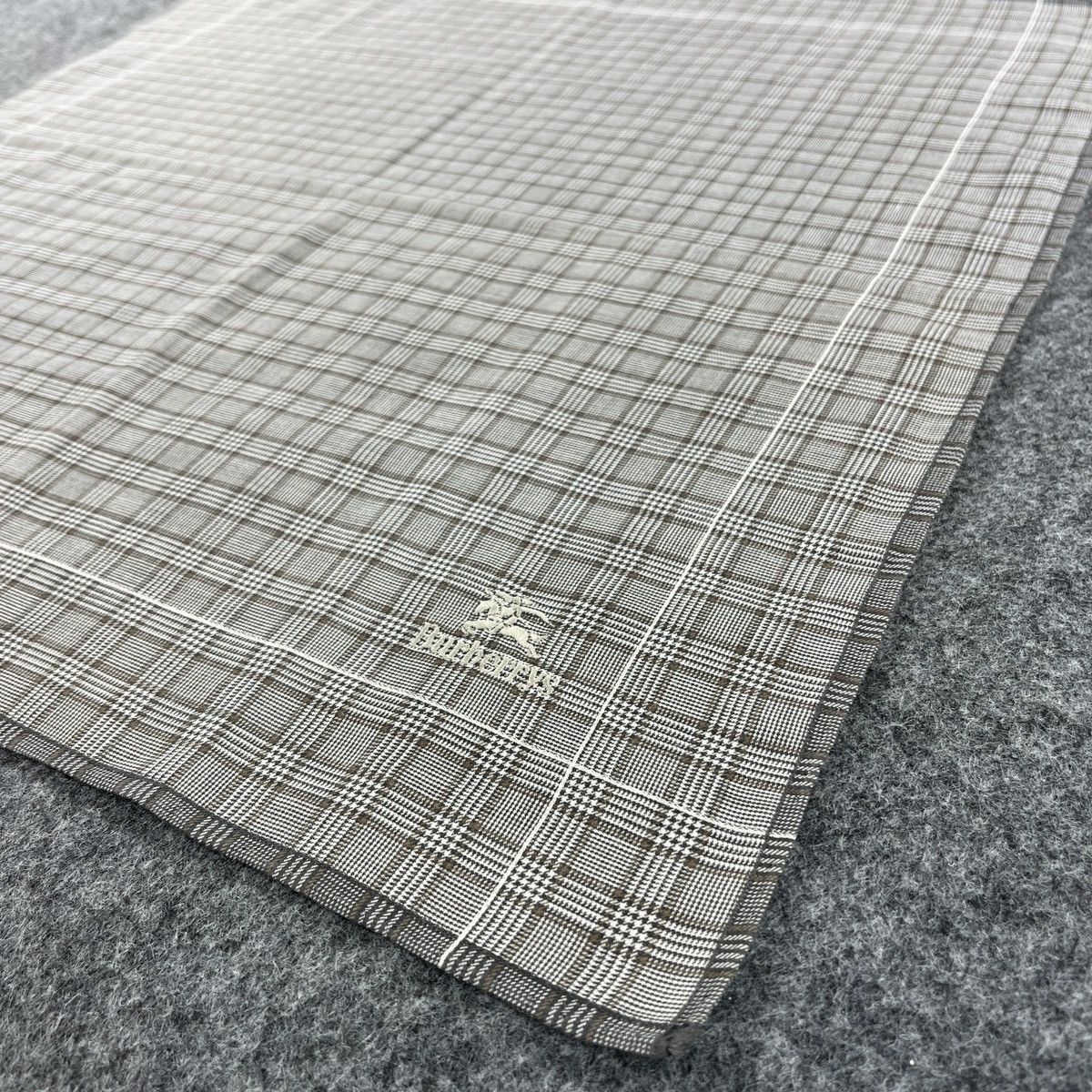 Burberry × Vintage Burberry Handkerchief / Bandana / Neckerchief B425 Size ONE SIZE - 4 Thumbnail