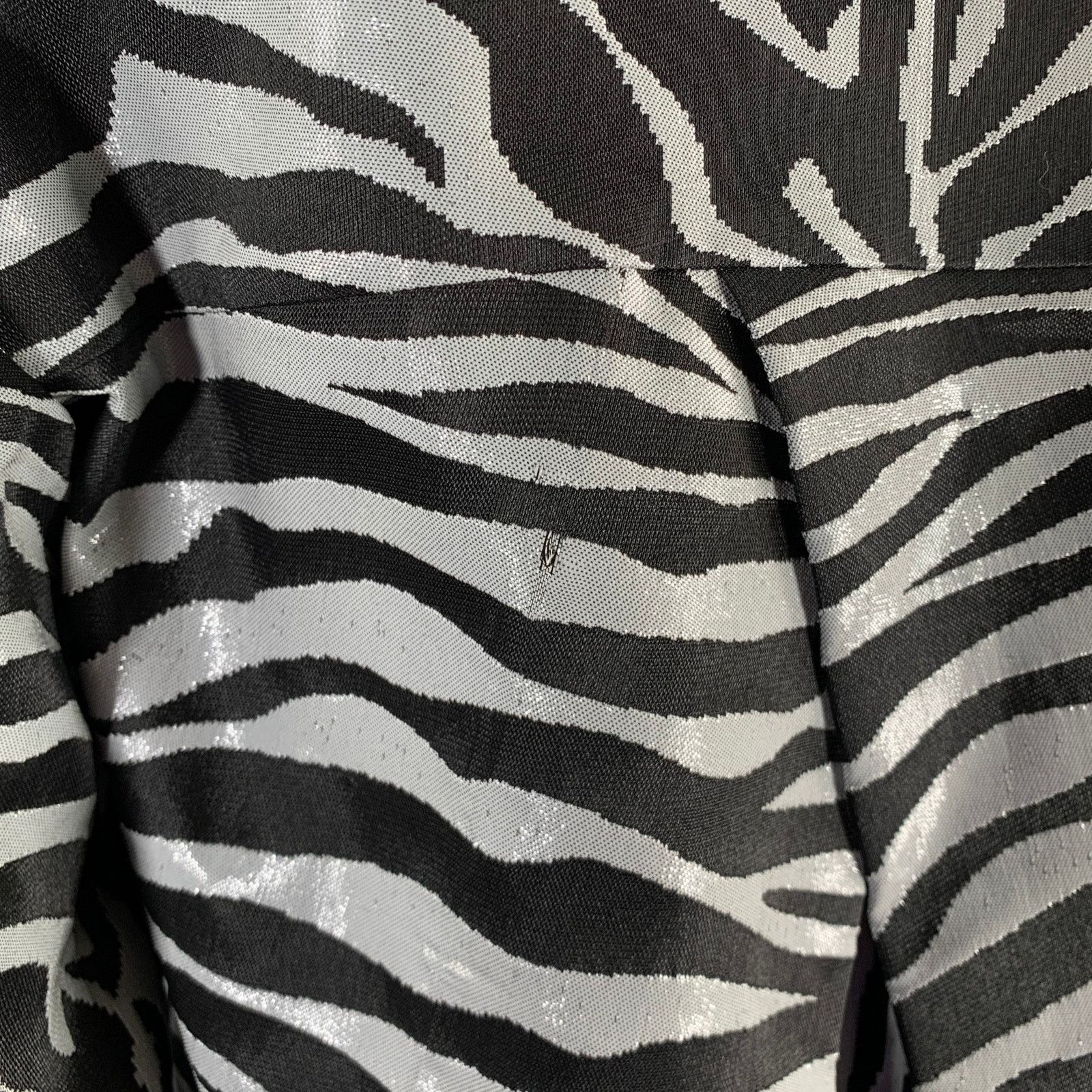 Prabal Gurung PRABAL GURUNG Size S Black Silver Animal Print Long Shirt Size S / US 4 / IT 40 - 5 Thumbnail