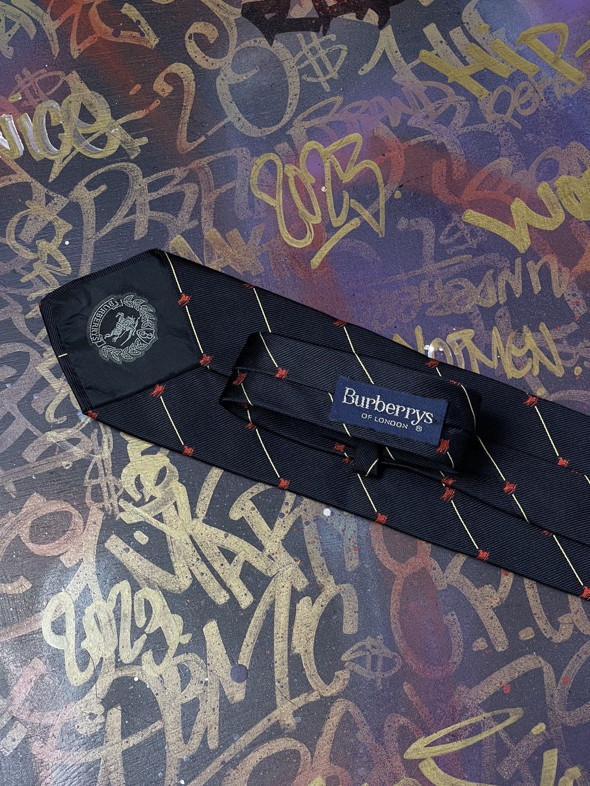 Burberry Burberrys Vintage Luxury Italian Silk Tie Size ONE SIZE - 8 Thumbnail