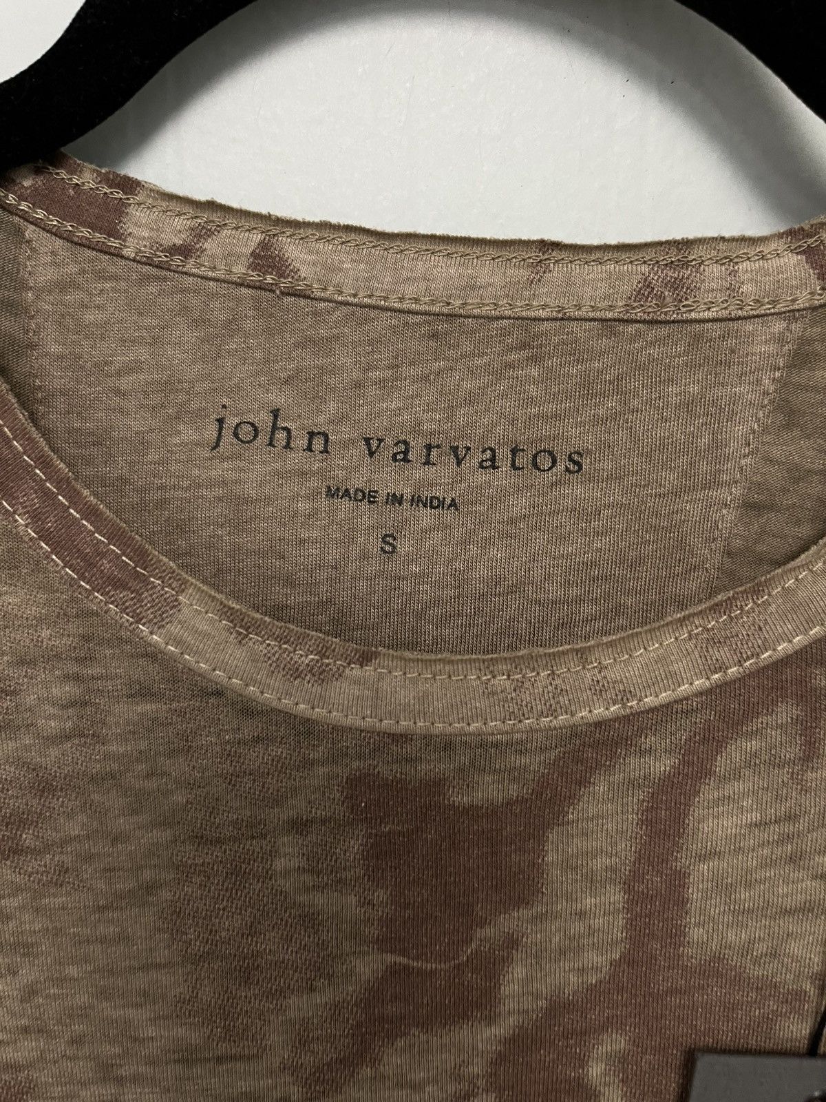 John Varvatos Barrow Fading Floral Burnout Crew. Small Size US S / EU 44-46 / 1 - 6 Thumbnail