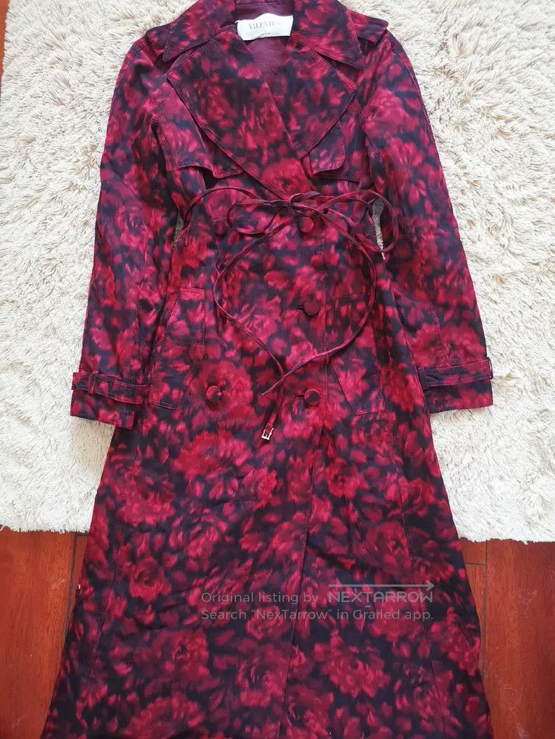 Valentino Valentino Rose trench coat Size M / US 6-8 / IT 42-44 - 1 Thumbnail