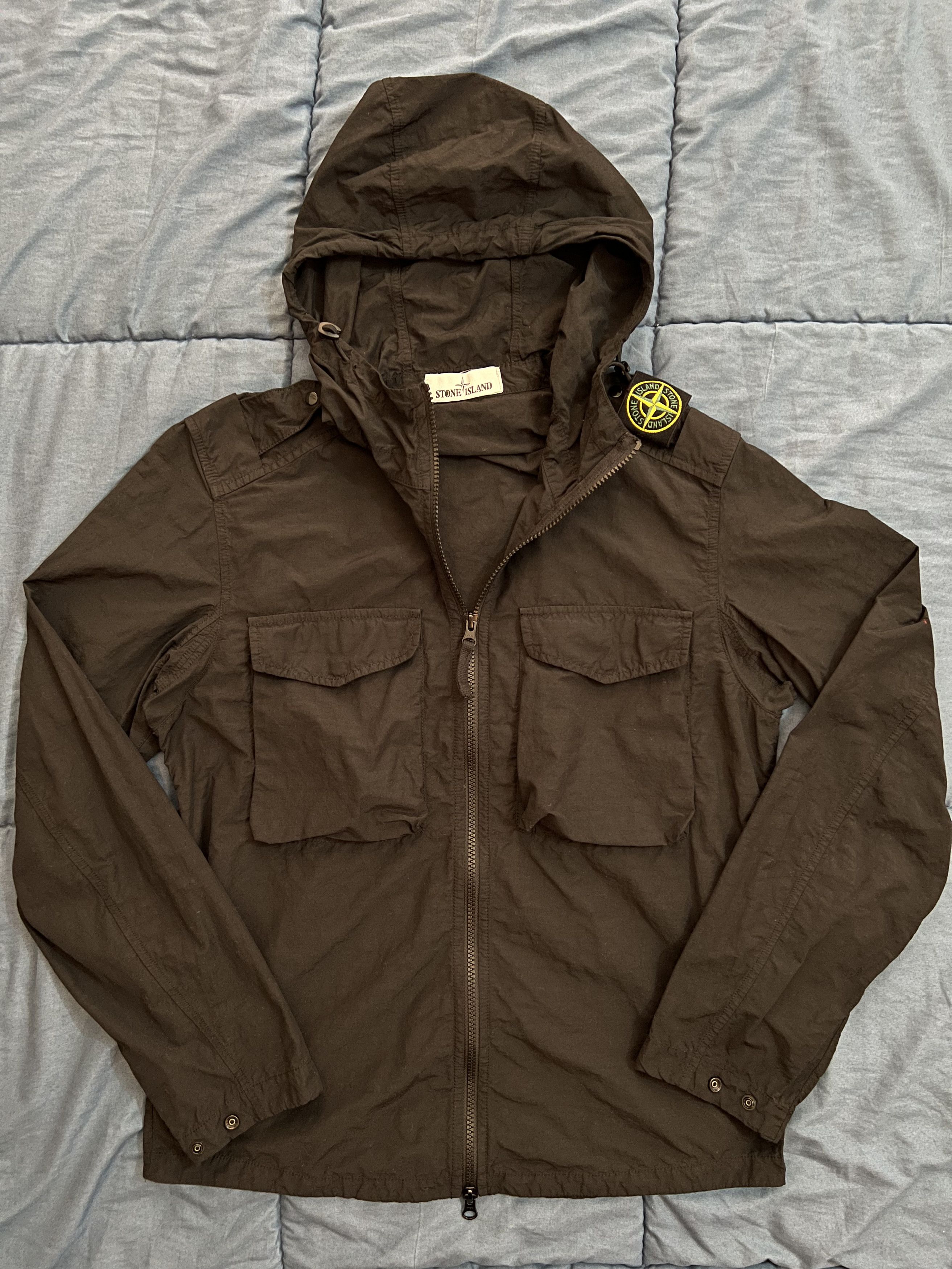 image of Stone Island Naslan Light Shoulder Badge Overshirt Hooded in Black, Men's (Size Small)