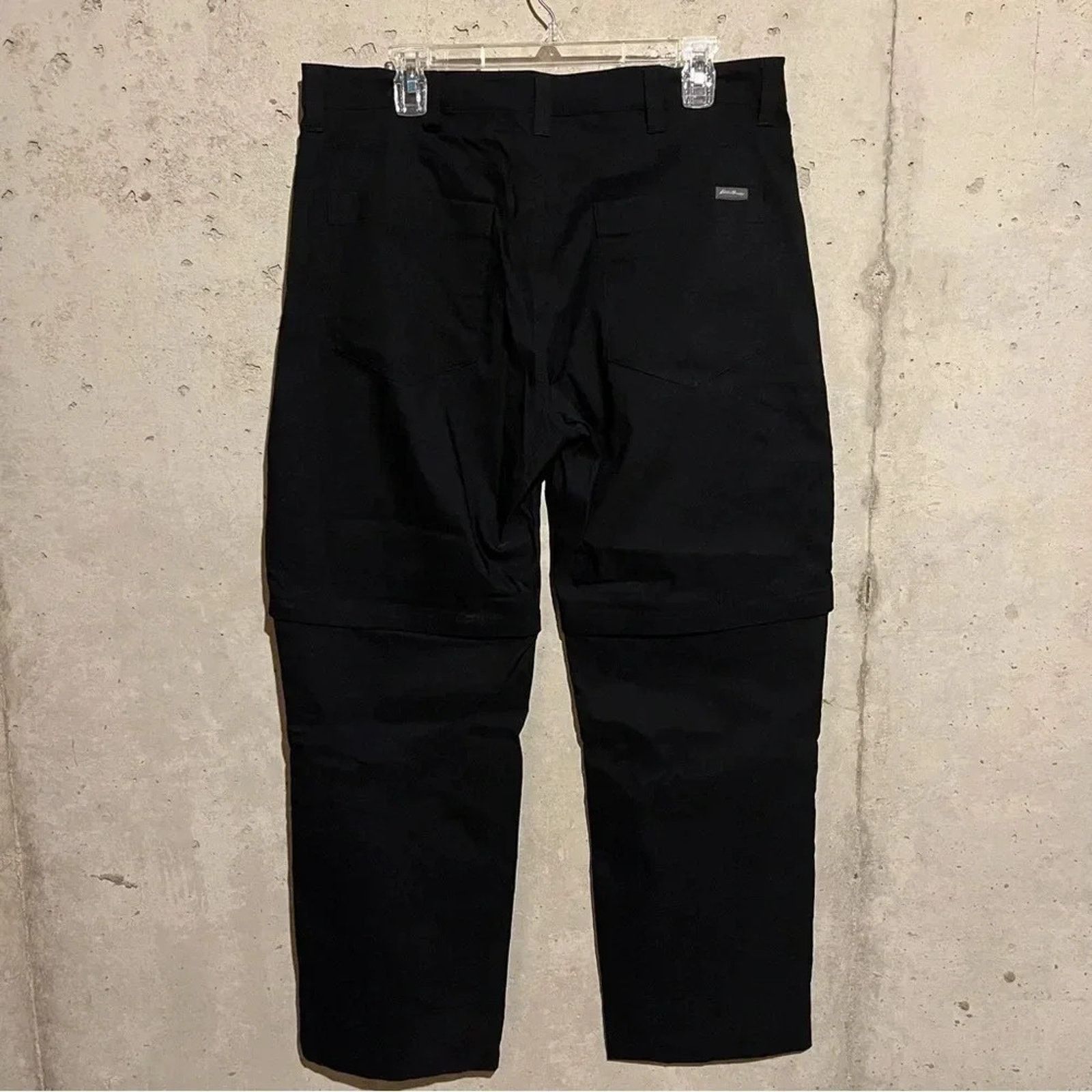 Eddie Bauer Eddie Bauer Convertible Tech Pants Size 36x30 Black Size US 36 / EU 52 - 5 Thumbnail
