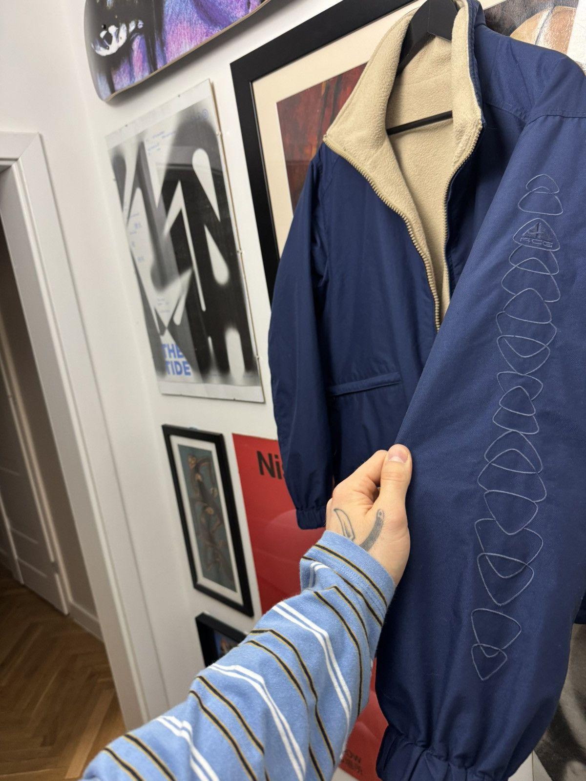 Nike Vintage Y2k Nike ACG Reversible Fleece Jacket Beige Navy Size US M / EU 48-50 / 2 - 7 Thumbnail
