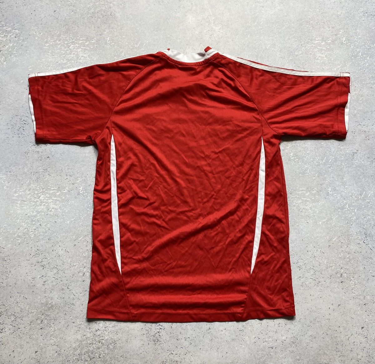 Other Red home T-shirt of the Oman national football team Size US M / EU 48-50 / 2 - 4 Thumbnail