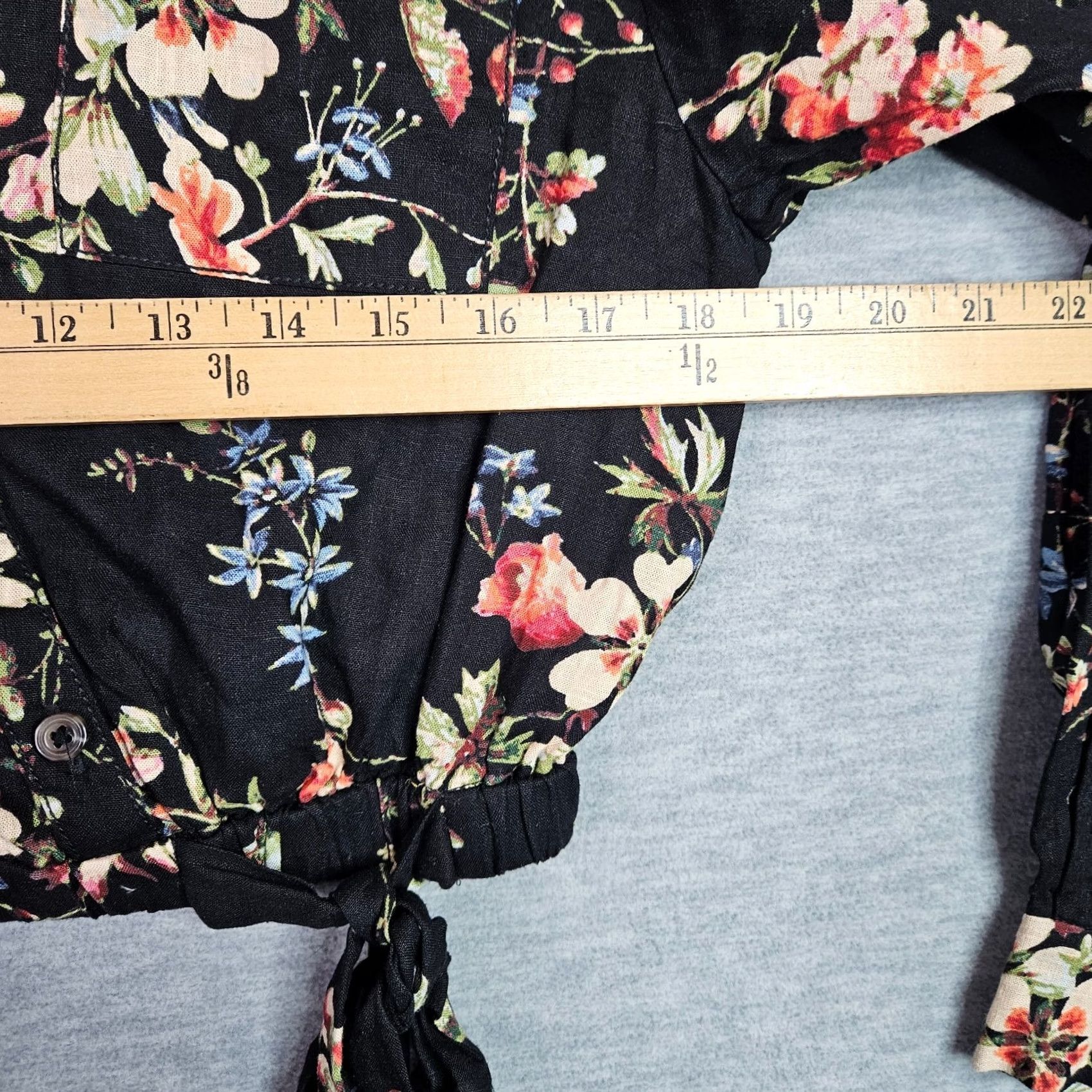 Anthropologie VINTAGE Anthropologie Pilcro Cropped Blouse Women's XS Linen Blended Wrap Tie Neckline Round Long Sleeve Floral Black Shirt Womens Size XS / US 0-2 / IT 36-38 - 3 Thumbnail